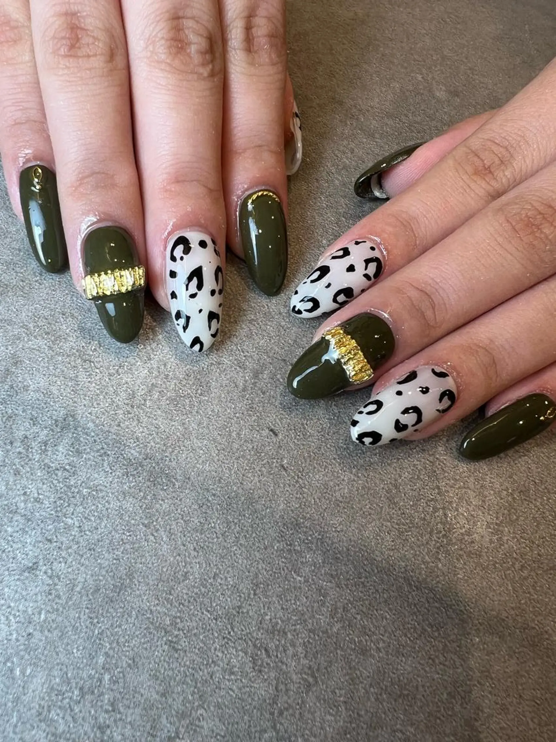 ネイル ハンドネイル nailstudio ′ecole所属・nailstudio ′ecoleのネイルデザイン