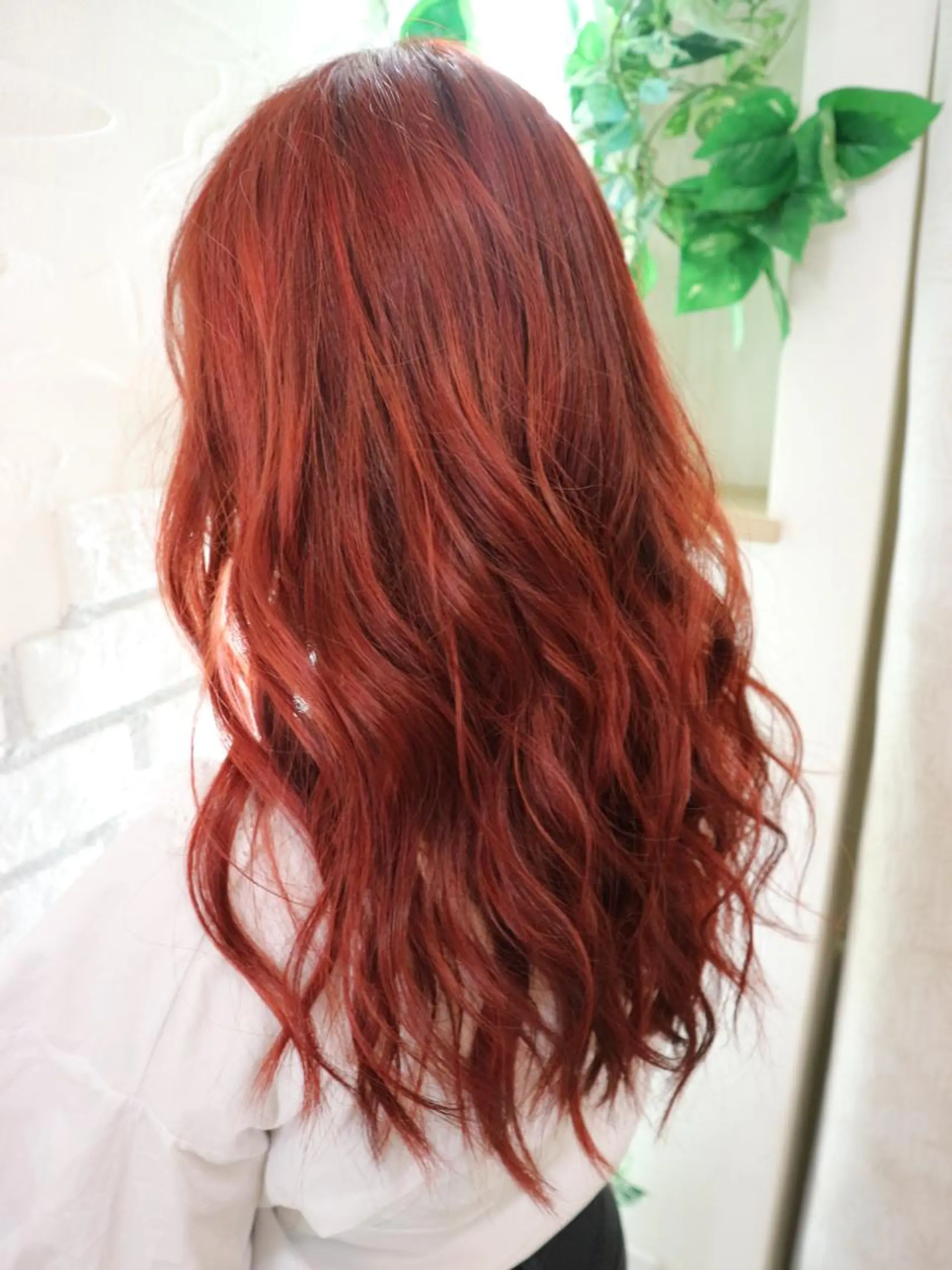 ロング カラー ブリーチ ブリーチなしカラー 東風上 亮介のヘアスタイル