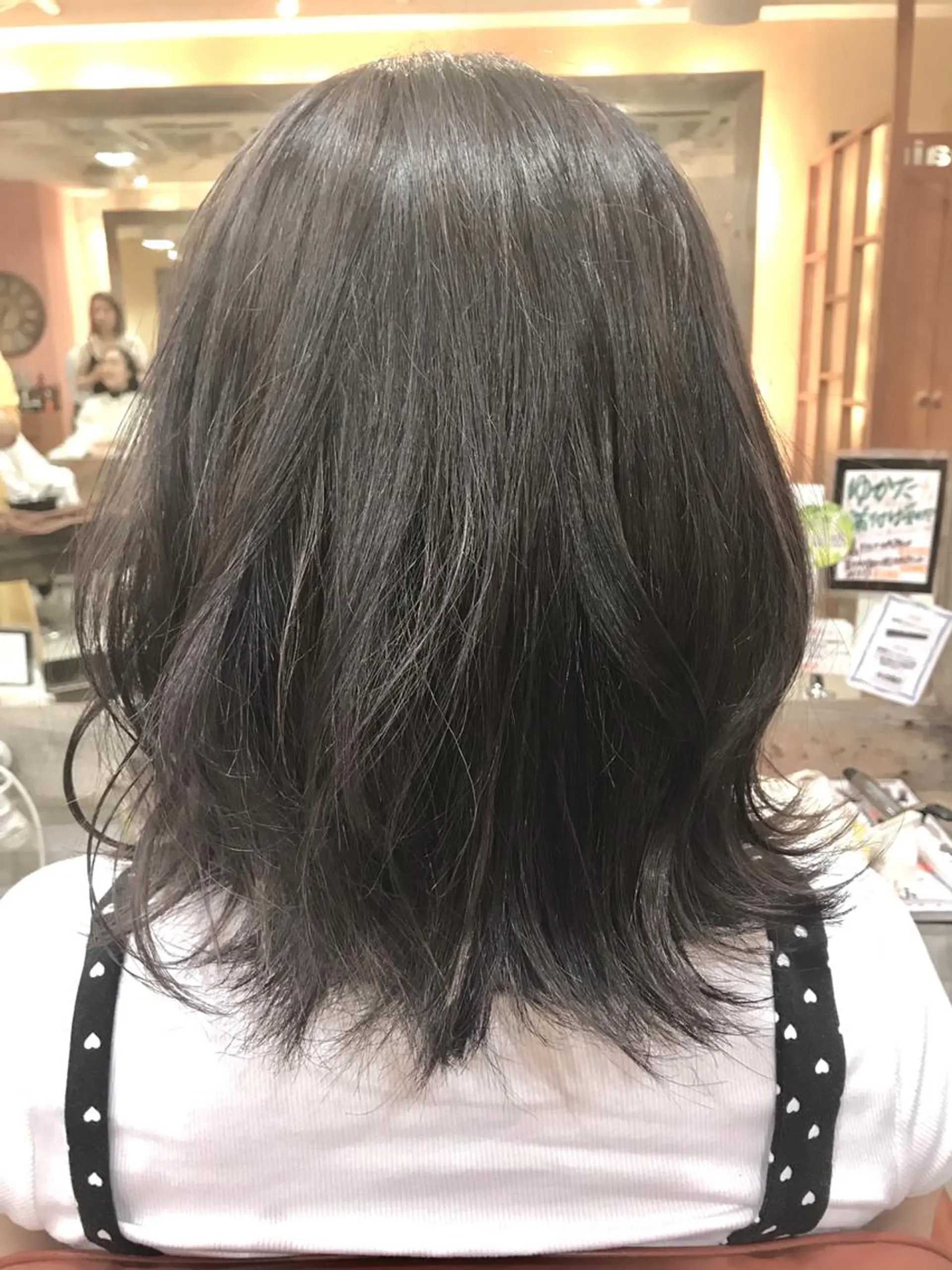 ミディアム カラー パーマ ミディアムパーマ 透明感カラー ハイライトカラー ボブ くせ毛 増子 幹樹のヘアスタイル