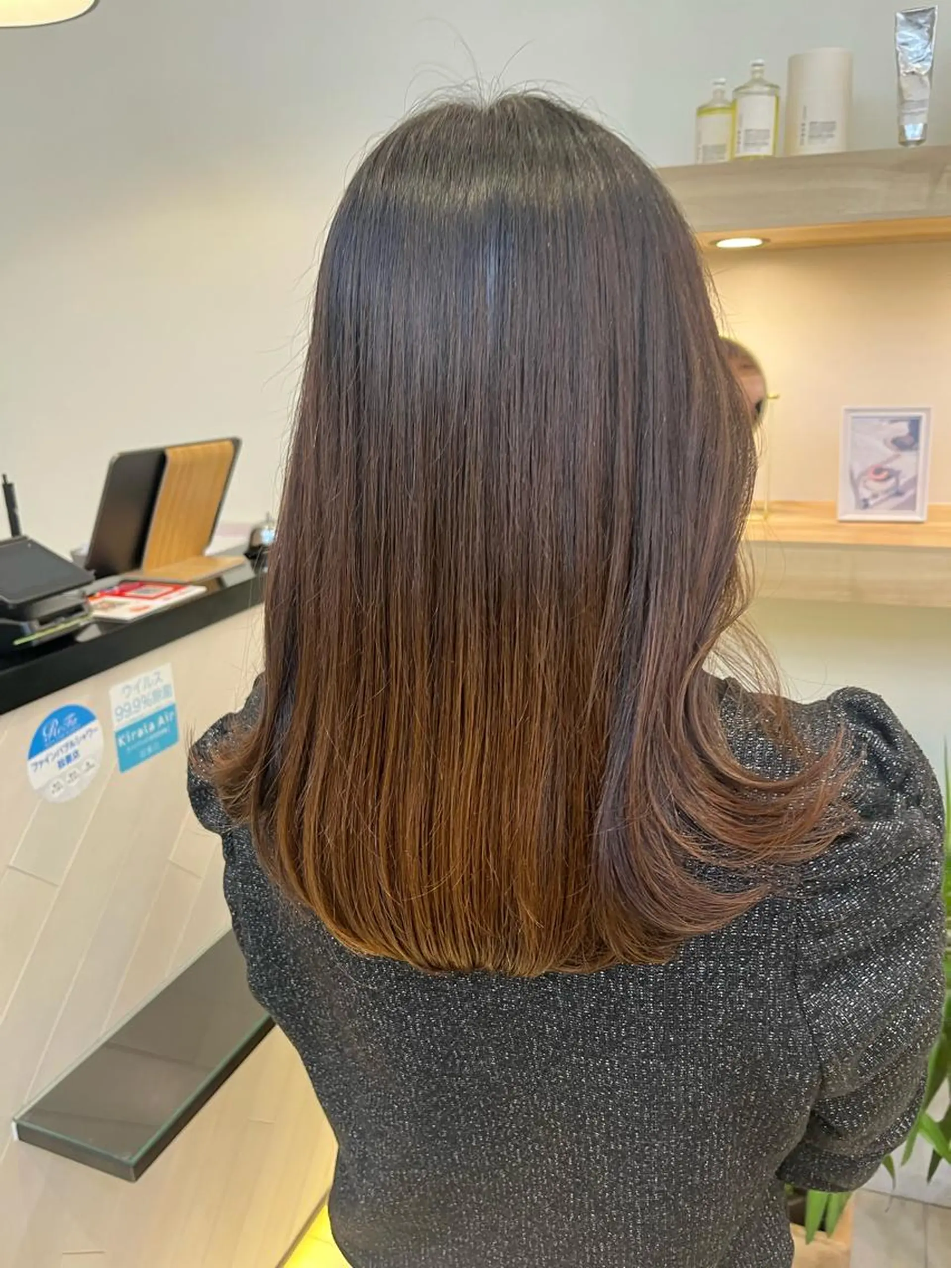 ミディアム カット トリートメント コテ巻き風パーマ🫧 麻尋のヘアスタイル