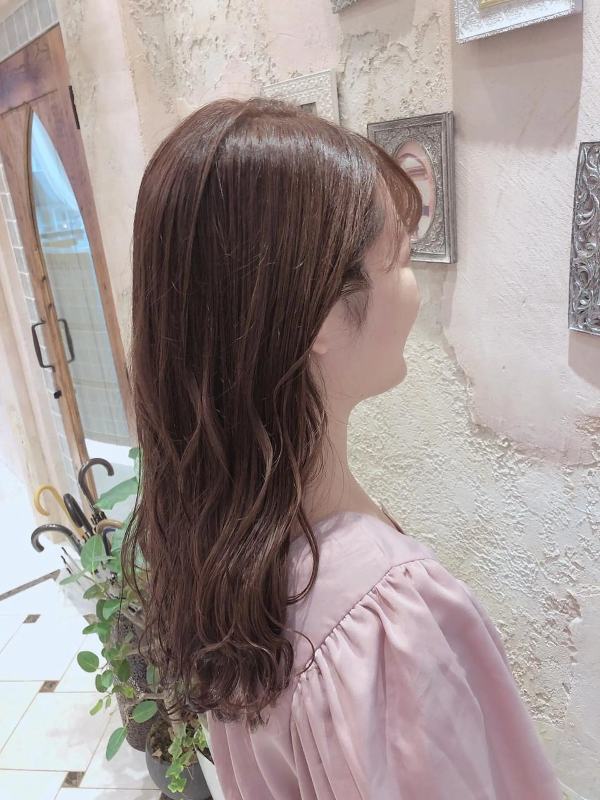 セミロング カット ヘアカラー トリートメント 代表山口ひな 髪質改善のプロのヘアスタイル