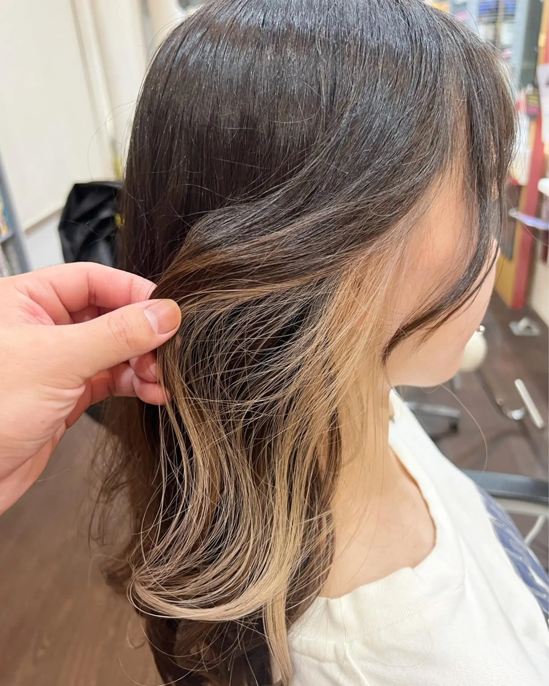 カラー ベージュカラー ブリーチ まさき✂︎ブリーチ／ デザインカラーのヘアスタイル