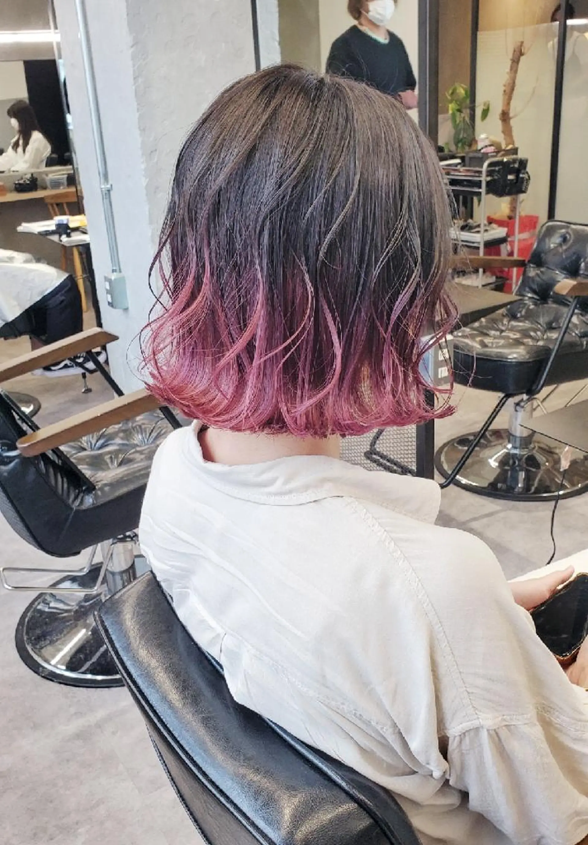 ミディアム ヘアカラー ✨本日空きあります✨ 遠田コウヘイ🌟のヘアスタイル