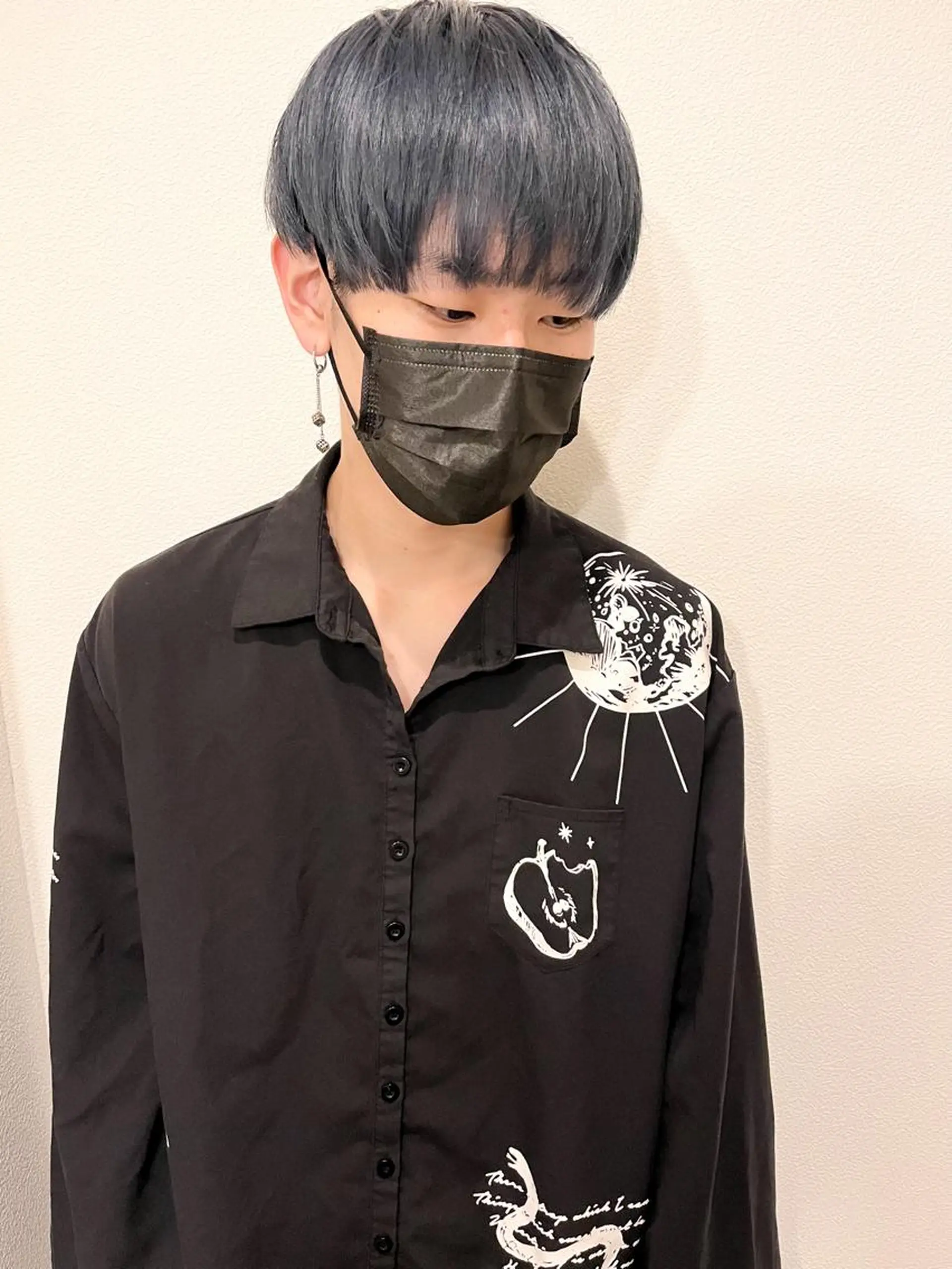 ショート カラー メンズ メンズブリーチ メンズハイトーン ブリーチ ハイトーンカラー カット ヘアカラー トリートメント 似合わせぷつっとボブ 縮毛矯正 久保田彩菜のヘアスタイル