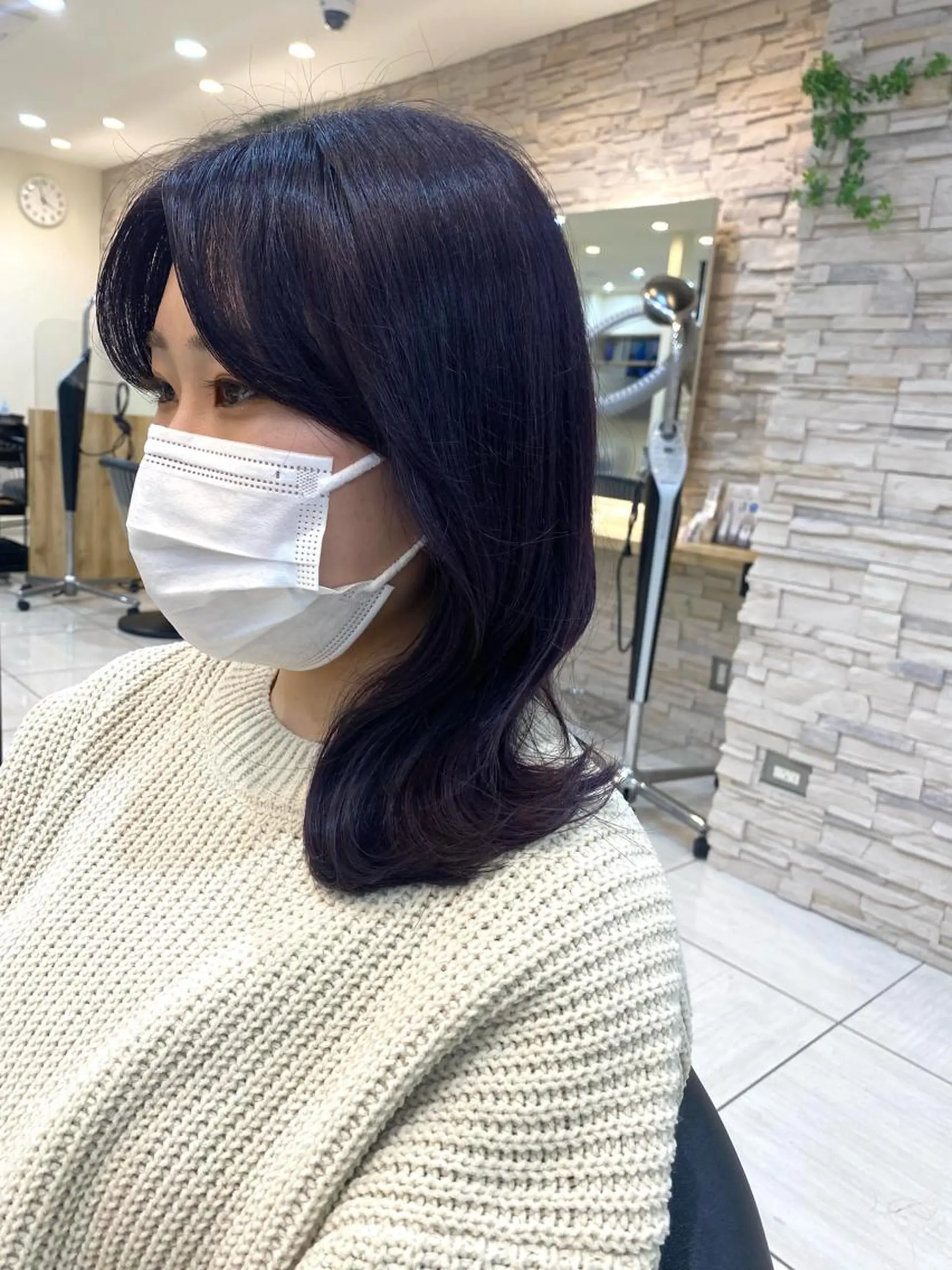 ミディアム カラー ピンクカラー ピンクパープル パープルカラー 韓国ヘア／艶カラー minamiのヘアスタイル