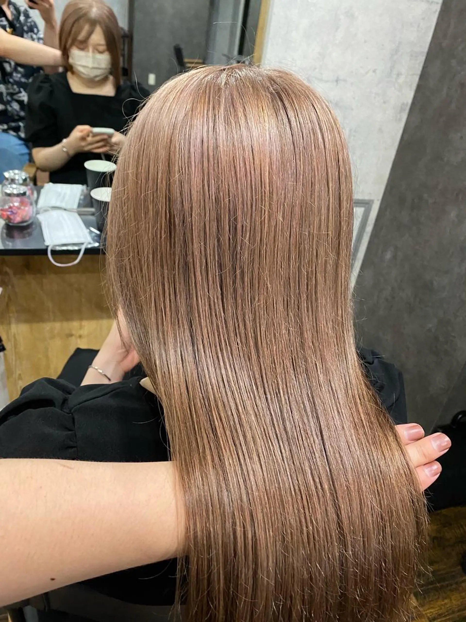 セミロング カラー Liberte  渋谷所属・レイヤー/メンズ 手塚奨のヘアスタイル