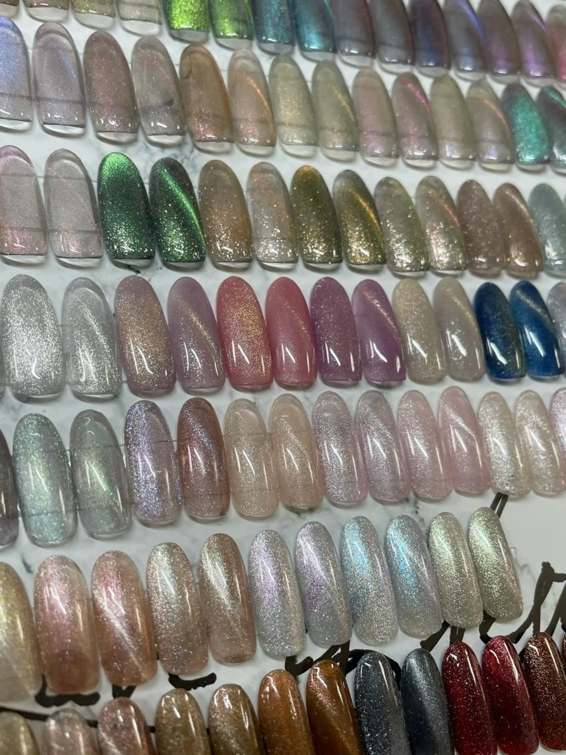 ネイル ハンドネイル kitty nail salonのネイルデザイン