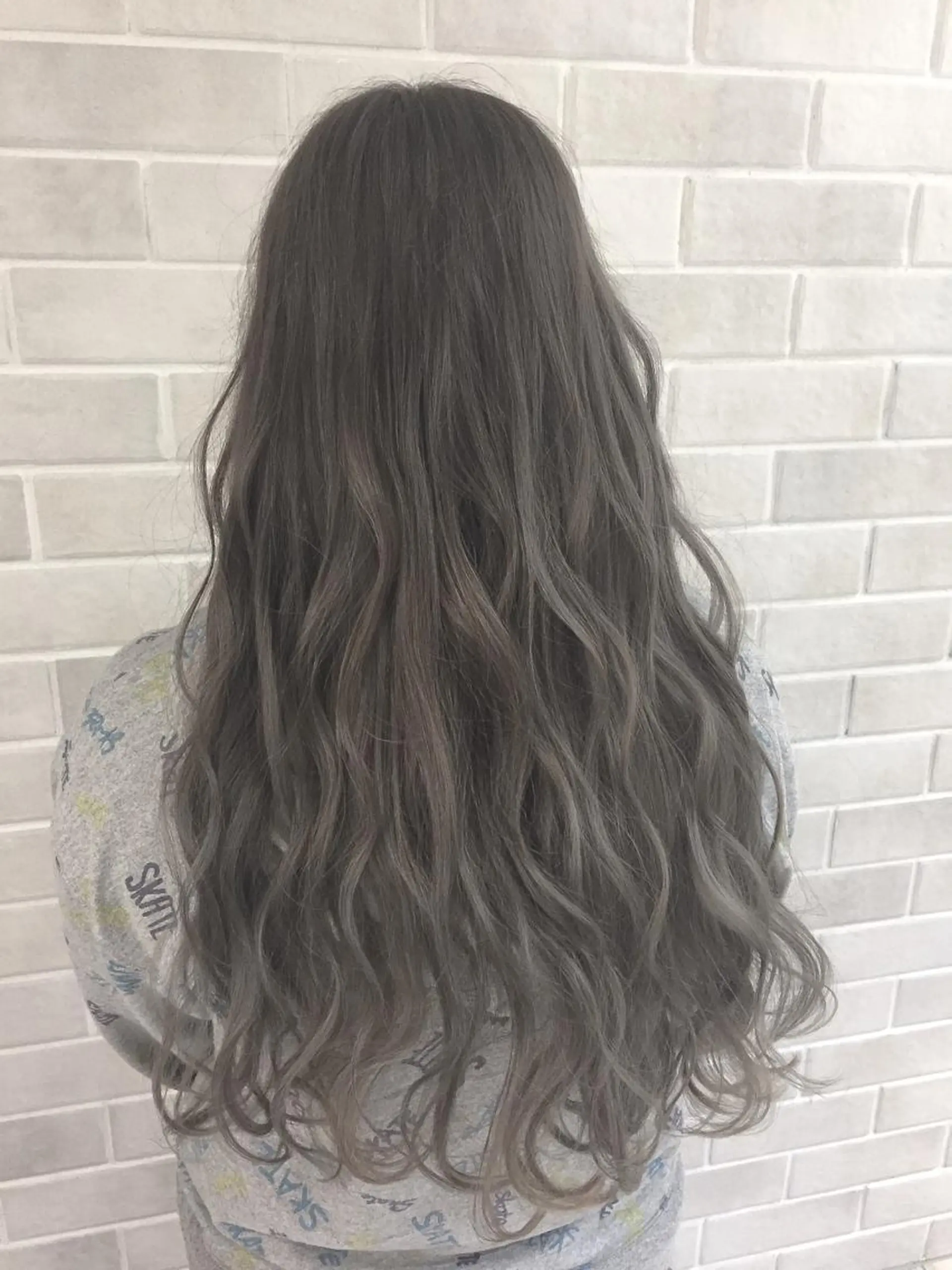 ロング 韓国系ダブルカラー✨ ハイライト専門✨春日のヘアスタイル
