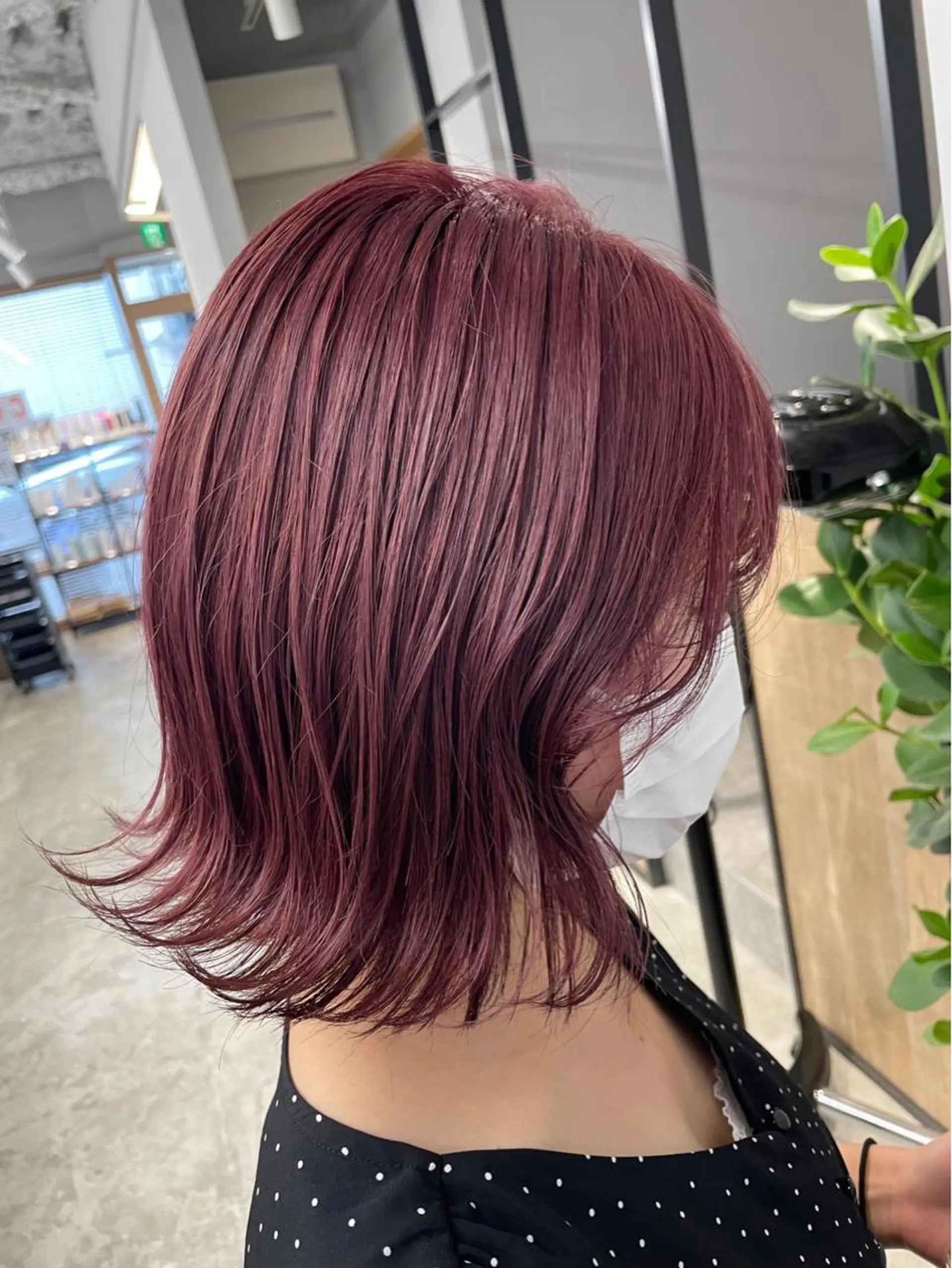 ミディアム ior北千住【イオール】所属・YU(ハイトーン/ ブリーチカラー)のヘアスタイル