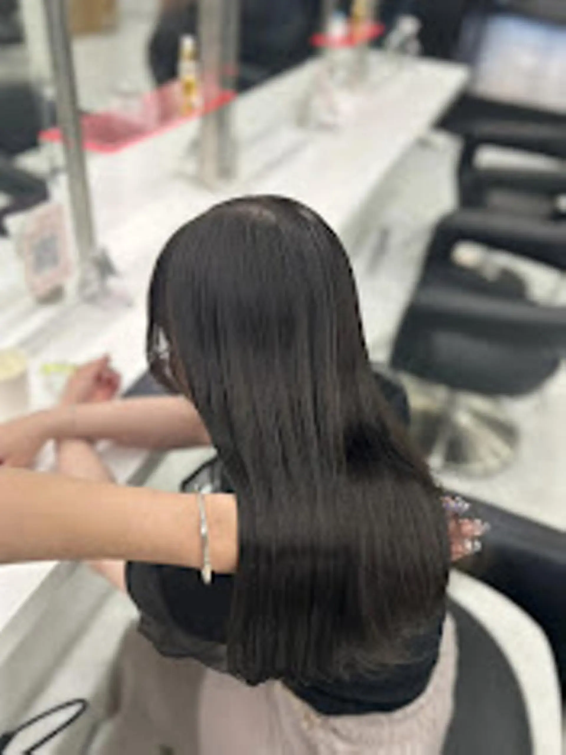 カラー ［THEATER 仙台店🌼］公式のヘアスタイル