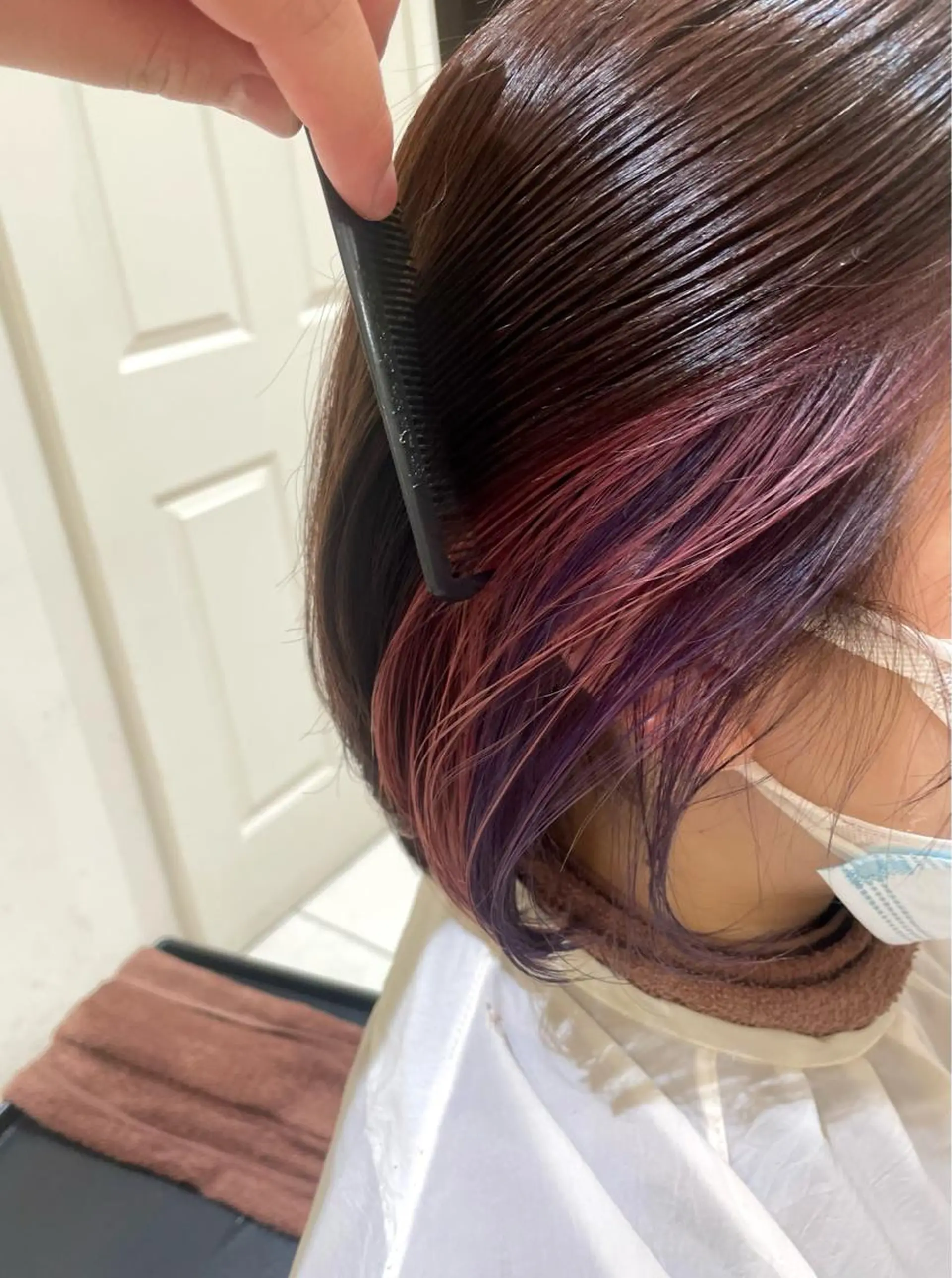 ショート カラー インナーカラー ピンクカラー パープルカラー CUT  STUDIO 141所属・渡部 恭子のヘアスタイル