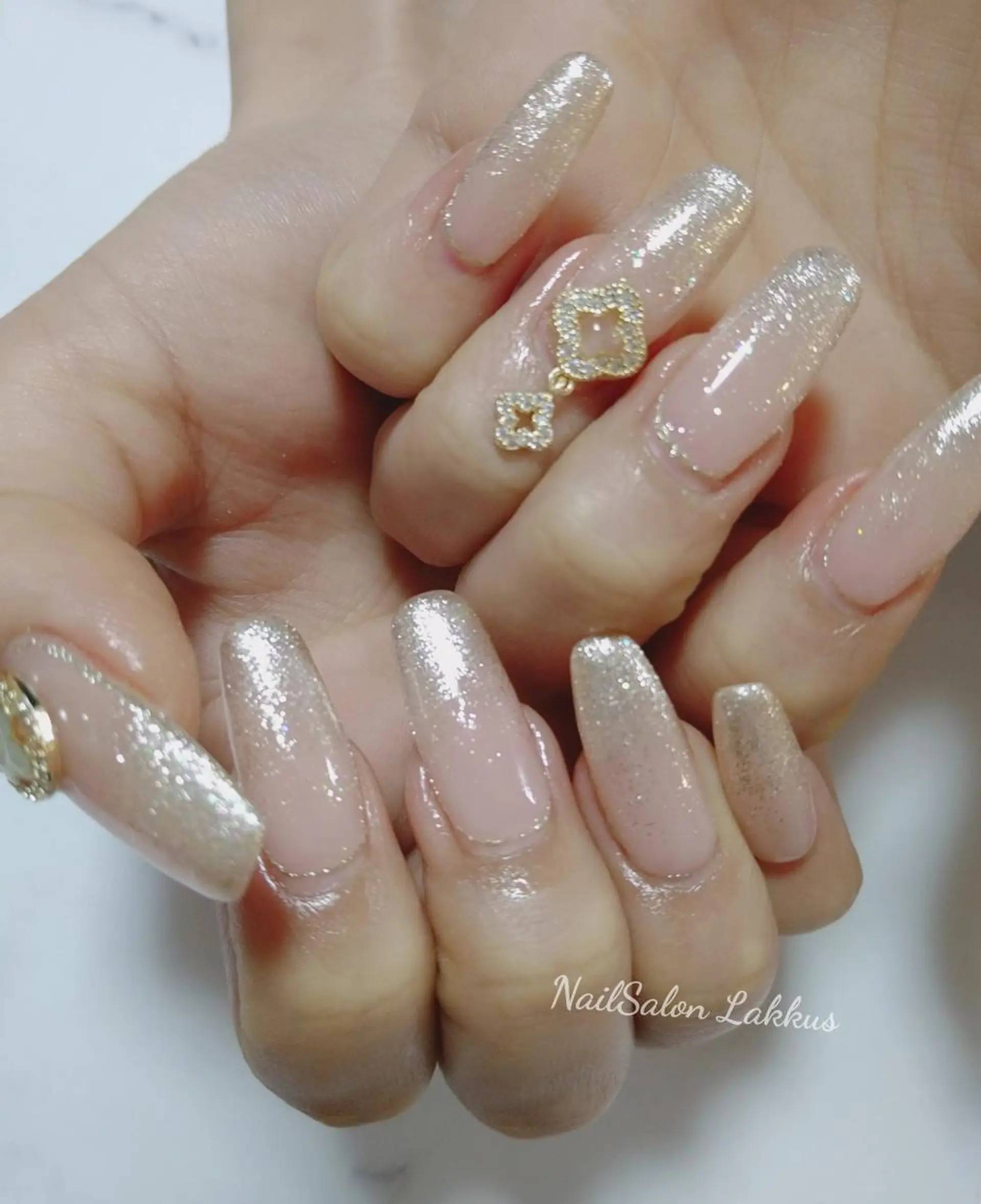 ネイル Lakkus N－Aのネイルデザイン