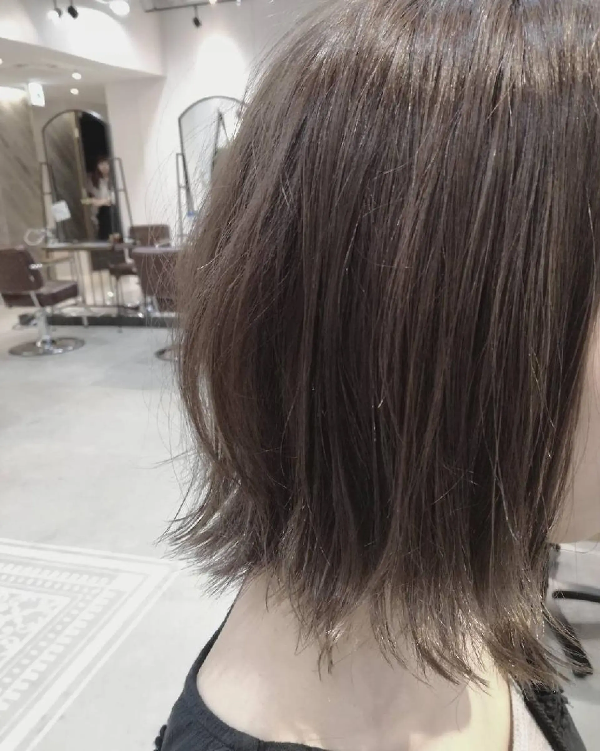 ショート カラー パーマ ヘアアレンジ メンズ キッズ ネイル マツエク・マツパ 切りっぱなしボブ グレージュ ボブ 中津No.1髪質改善 店長✨透ける暗髪のヘアスタイル
