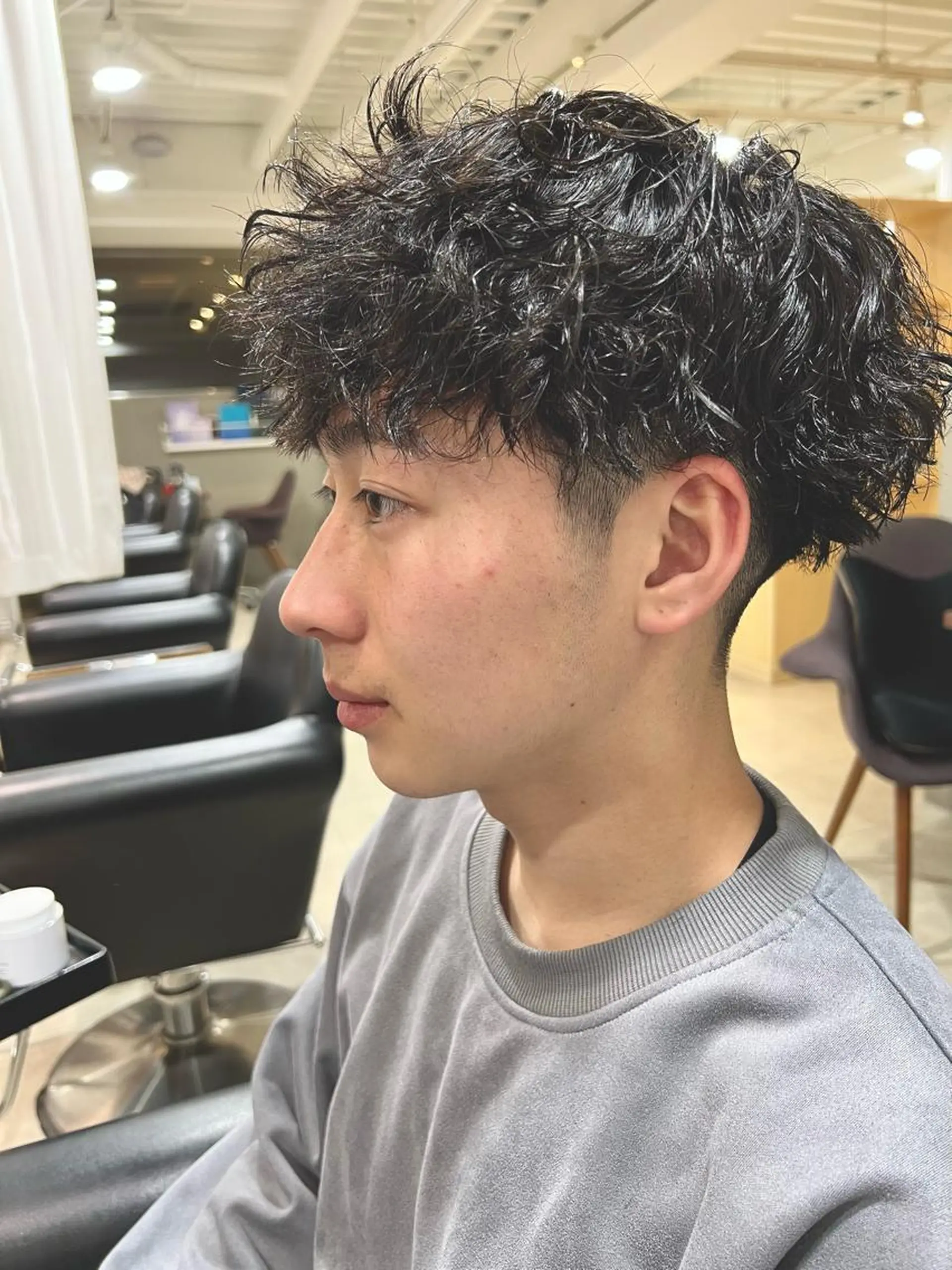 パーマ メンズ 心斎橋バレイヤージュ 小林勝貴のヘアスタイル