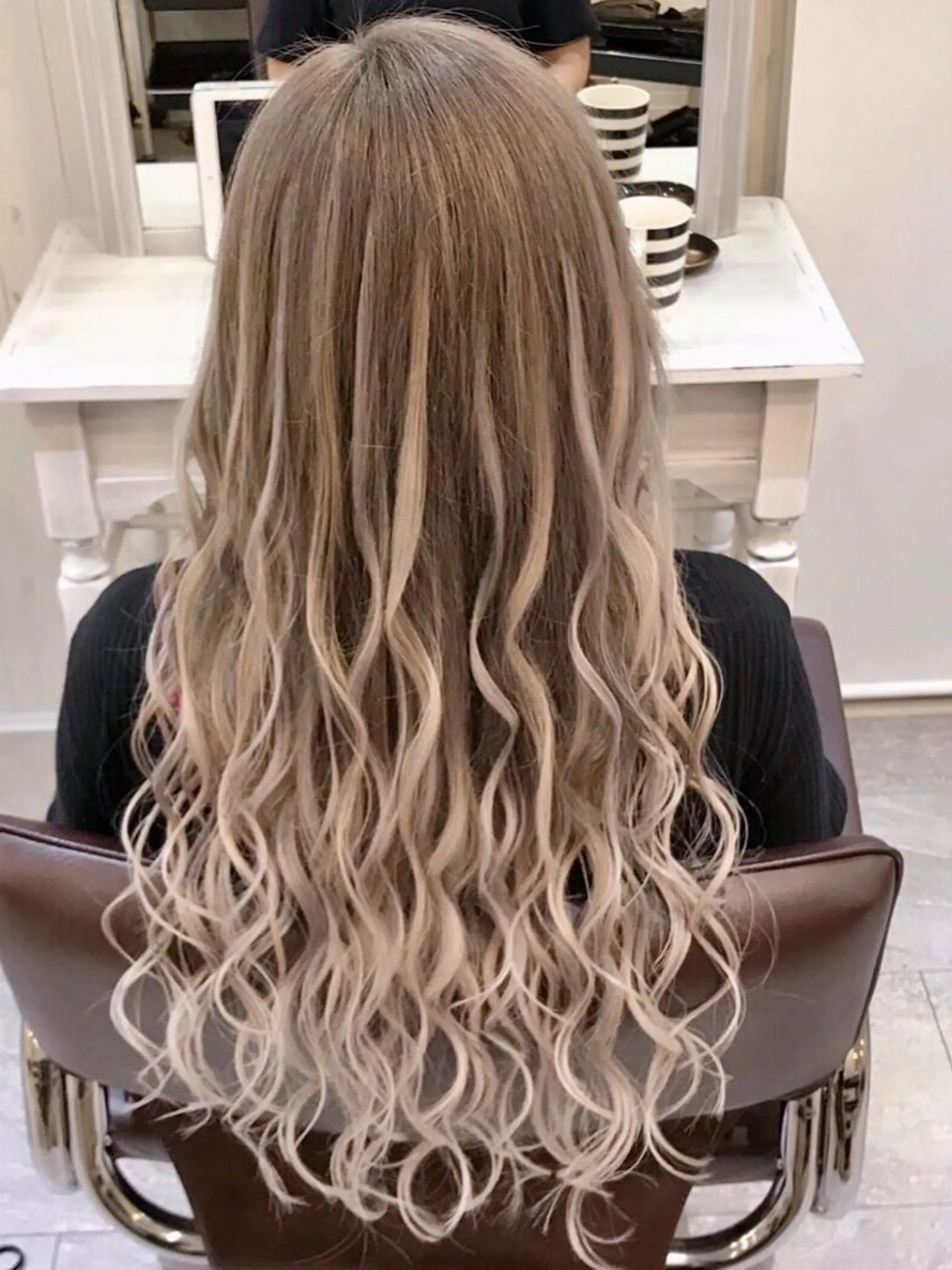 ロング カラー ヘアアレンジ レミーエクステ大阪 Device梅田のヘアスタイル