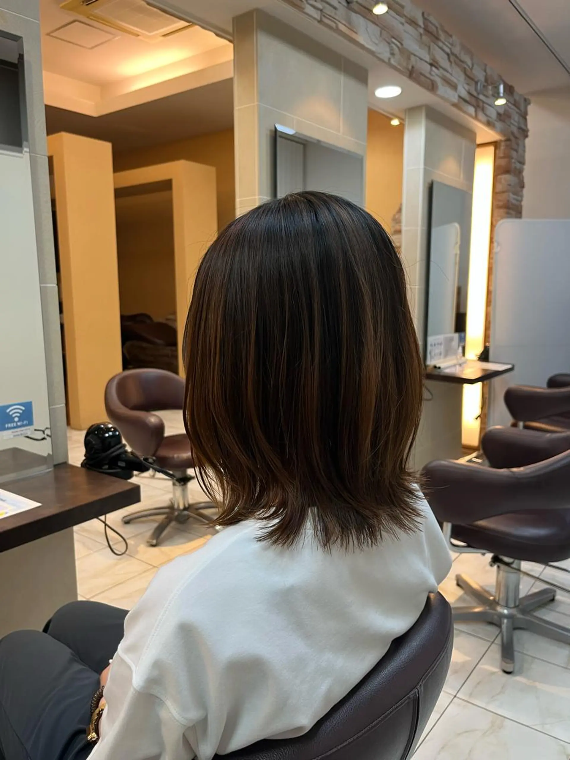 ミディアム くびれヘア ボブ/arie ⠀ ⠀ ⠀のヘアスタイル