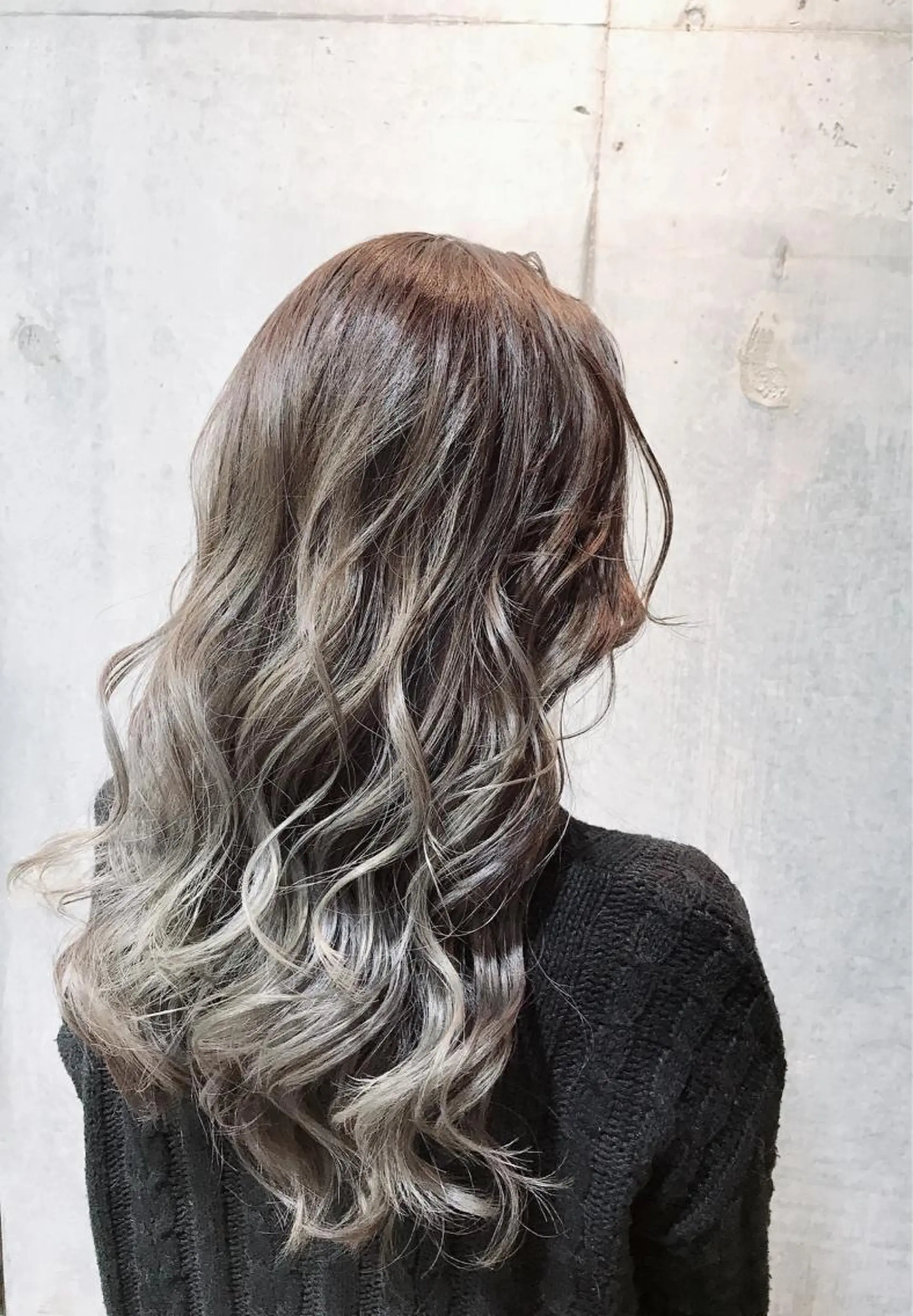 ロング カラー 天野 開のヘアスタイル