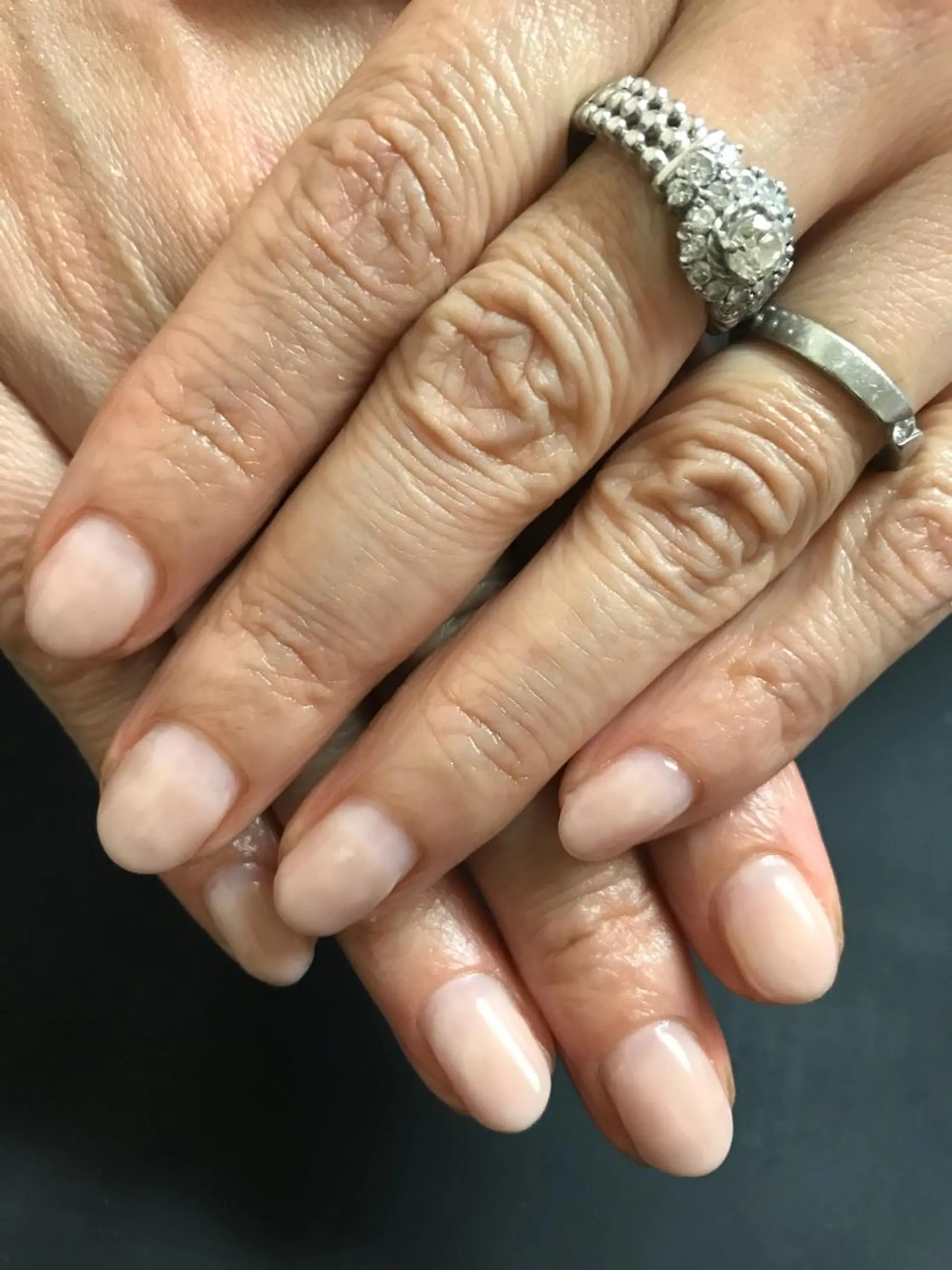 ネイル ハンドネイル みんなの店所属・仲谷 つかさのエステ・リラクイメージ