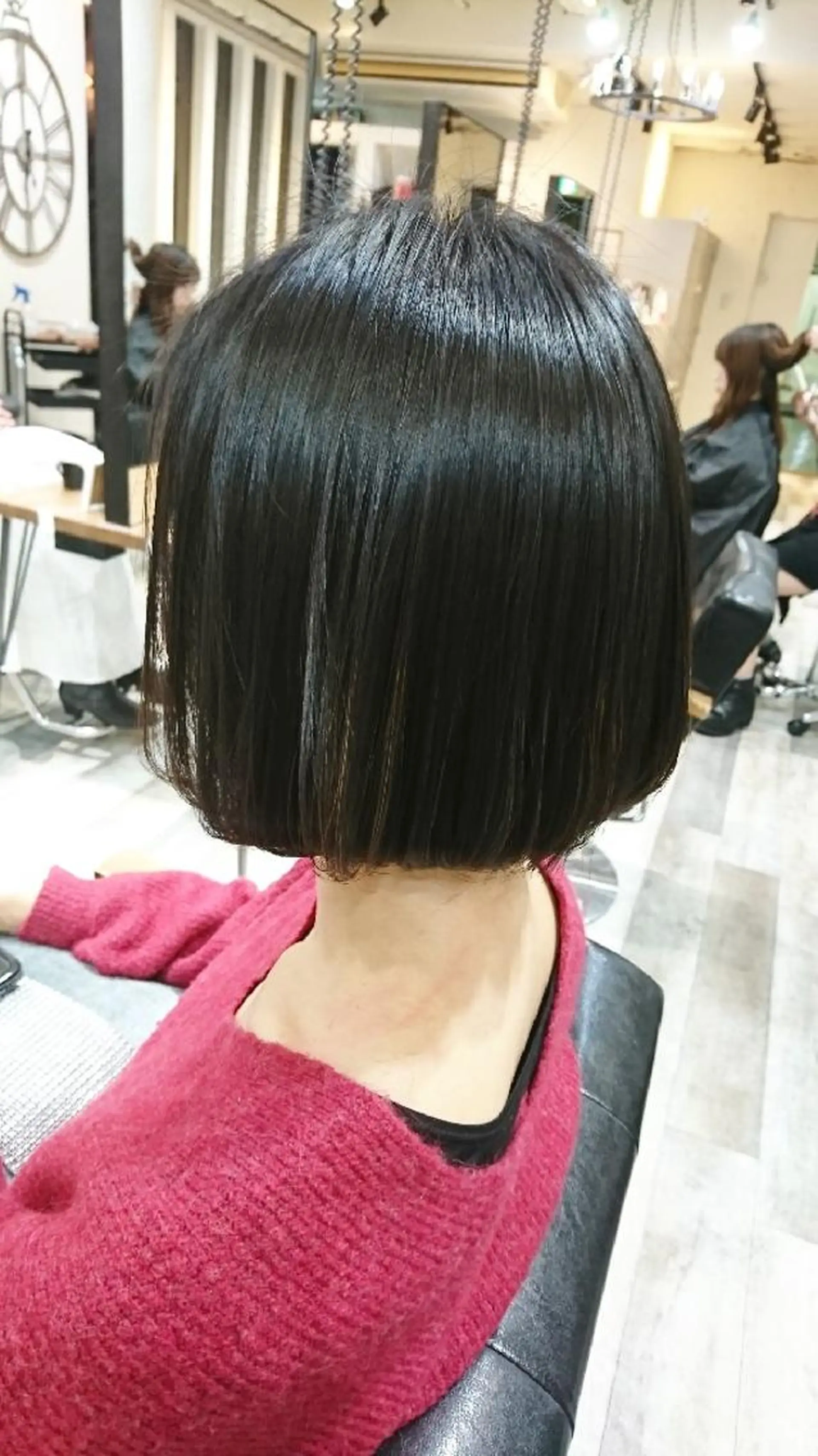 ショート ボブ 艶カラー/インナー /グラデ/大西小百合のヘアスタイル