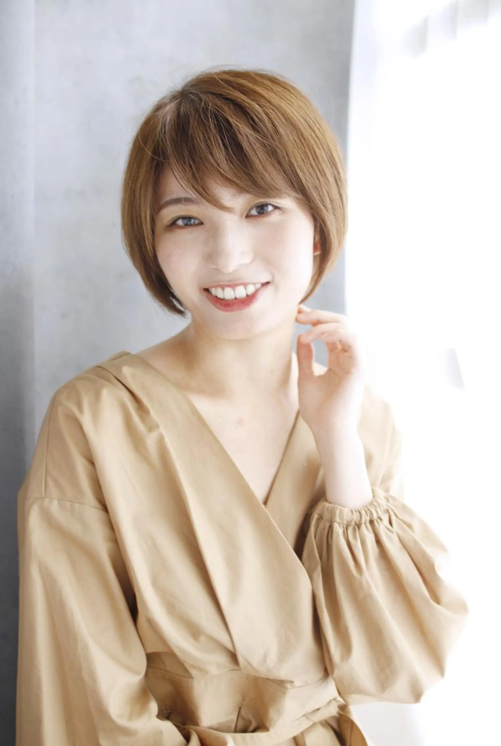 ショート カット あずまぐち めぐみのヘアスタイル