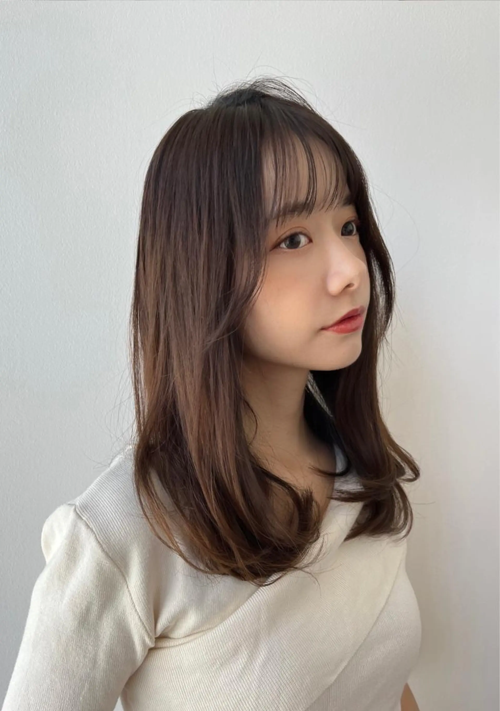 ミディアム カラー カット ヘアカラー トリートメント 佐藤 悠衣/透明感 カラー/似合わせ前髪のヘアスタイル