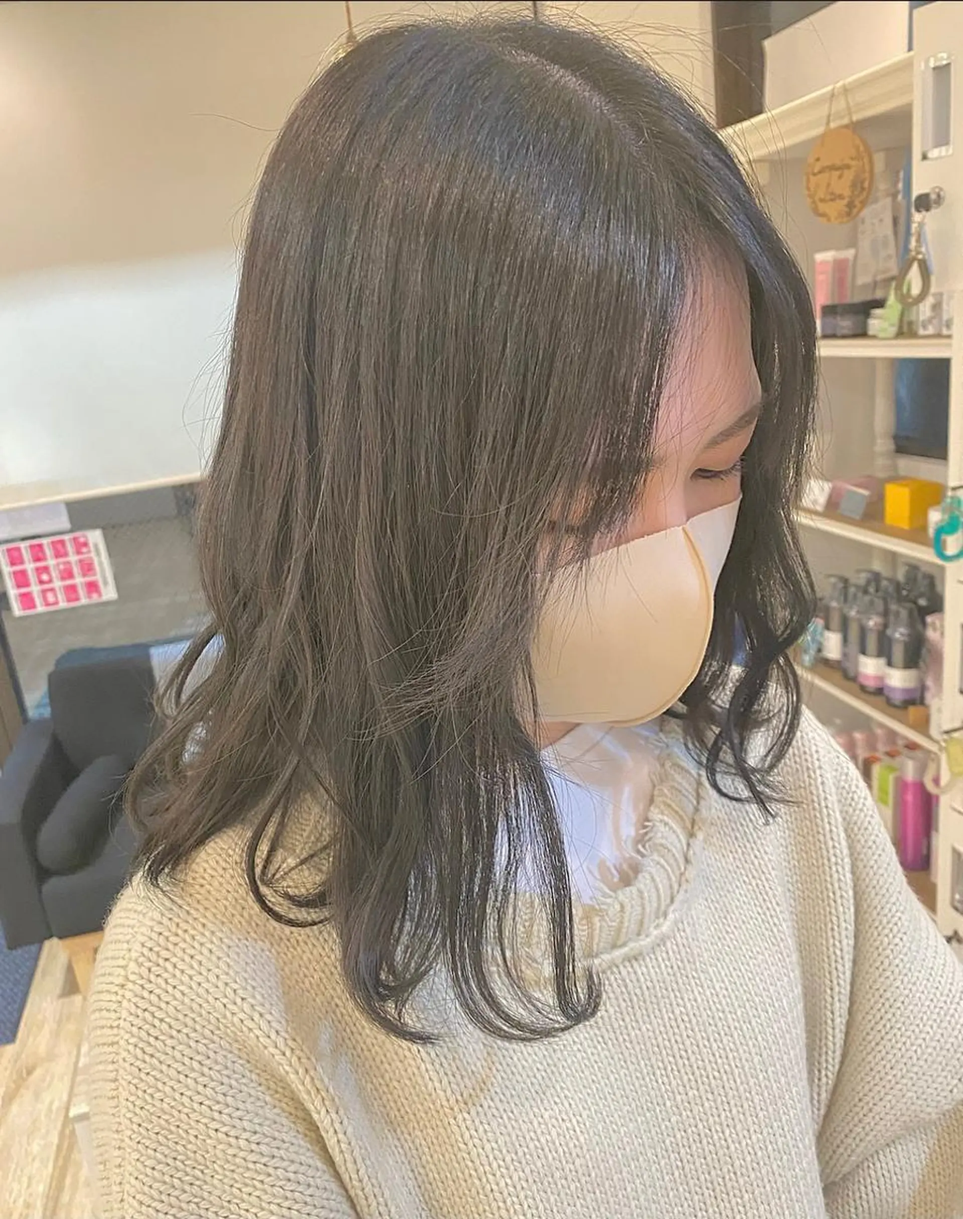 ミディアム カット ヘアカラー 🫧顔周りカット 🫧樫村優香のヘアスタイル