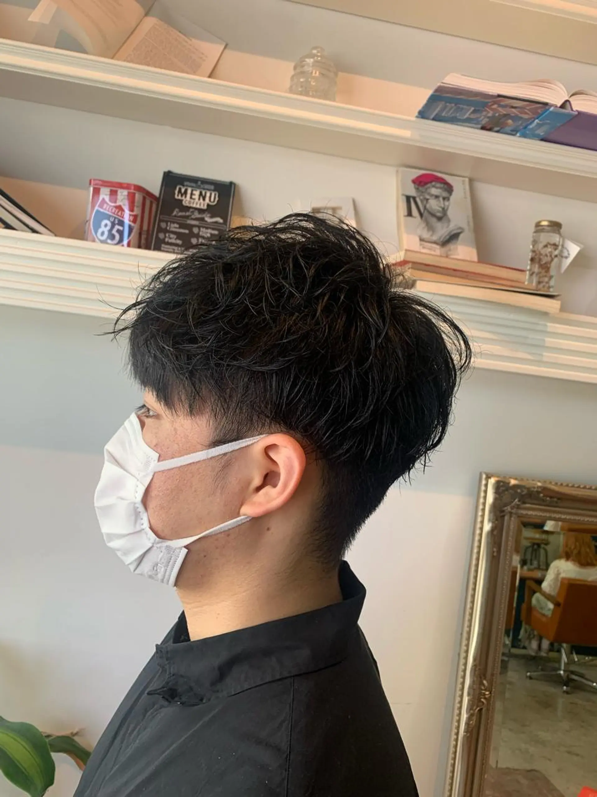 ショート カット 山口 竣也のヘアスタイル