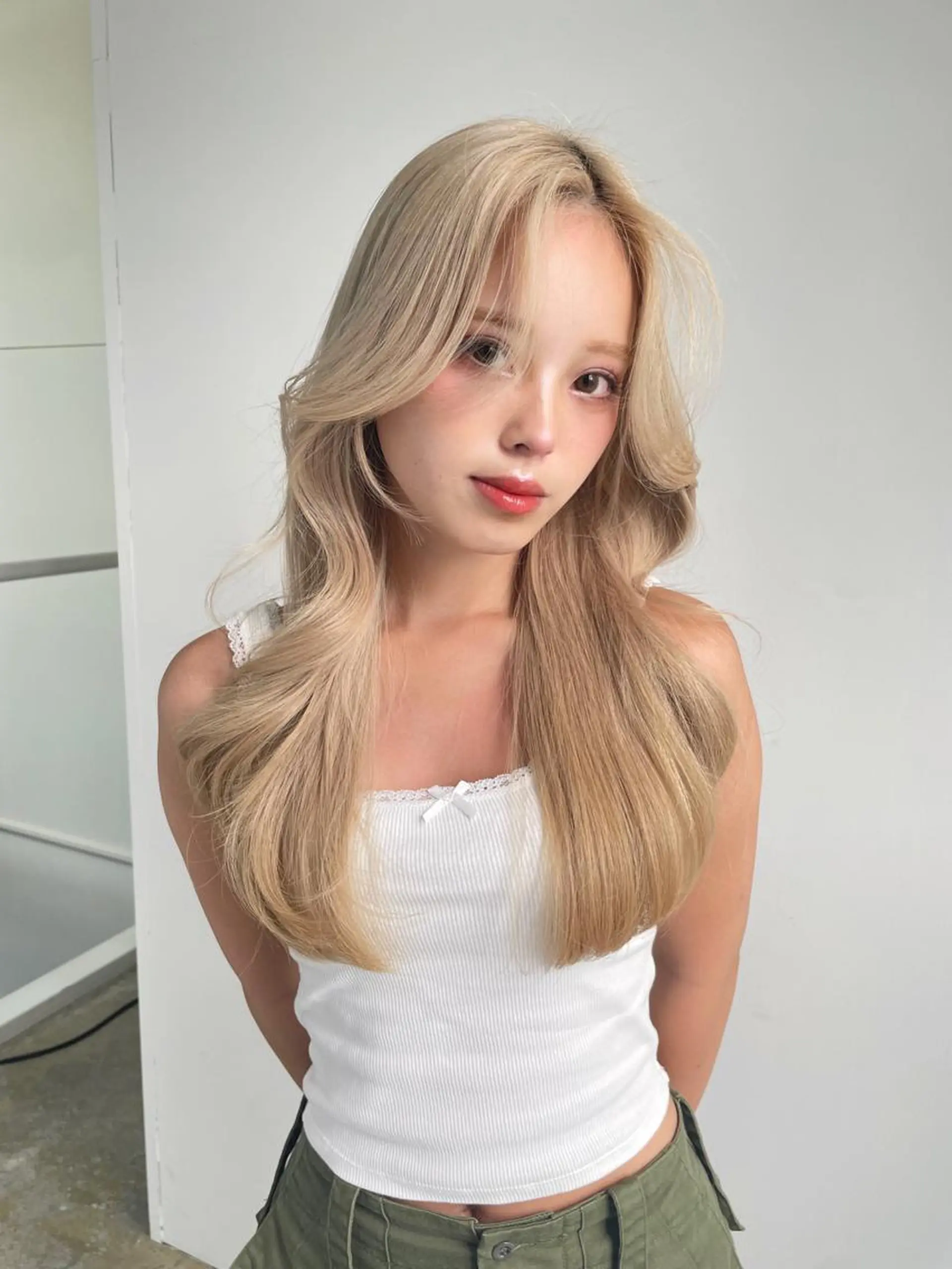 セミロング 韓国風ヘア レイヤーカット ワンホンヘア カット ヘアカラー トリートメント 韓国/レイヤー NOISM天王寺のヘアスタイル