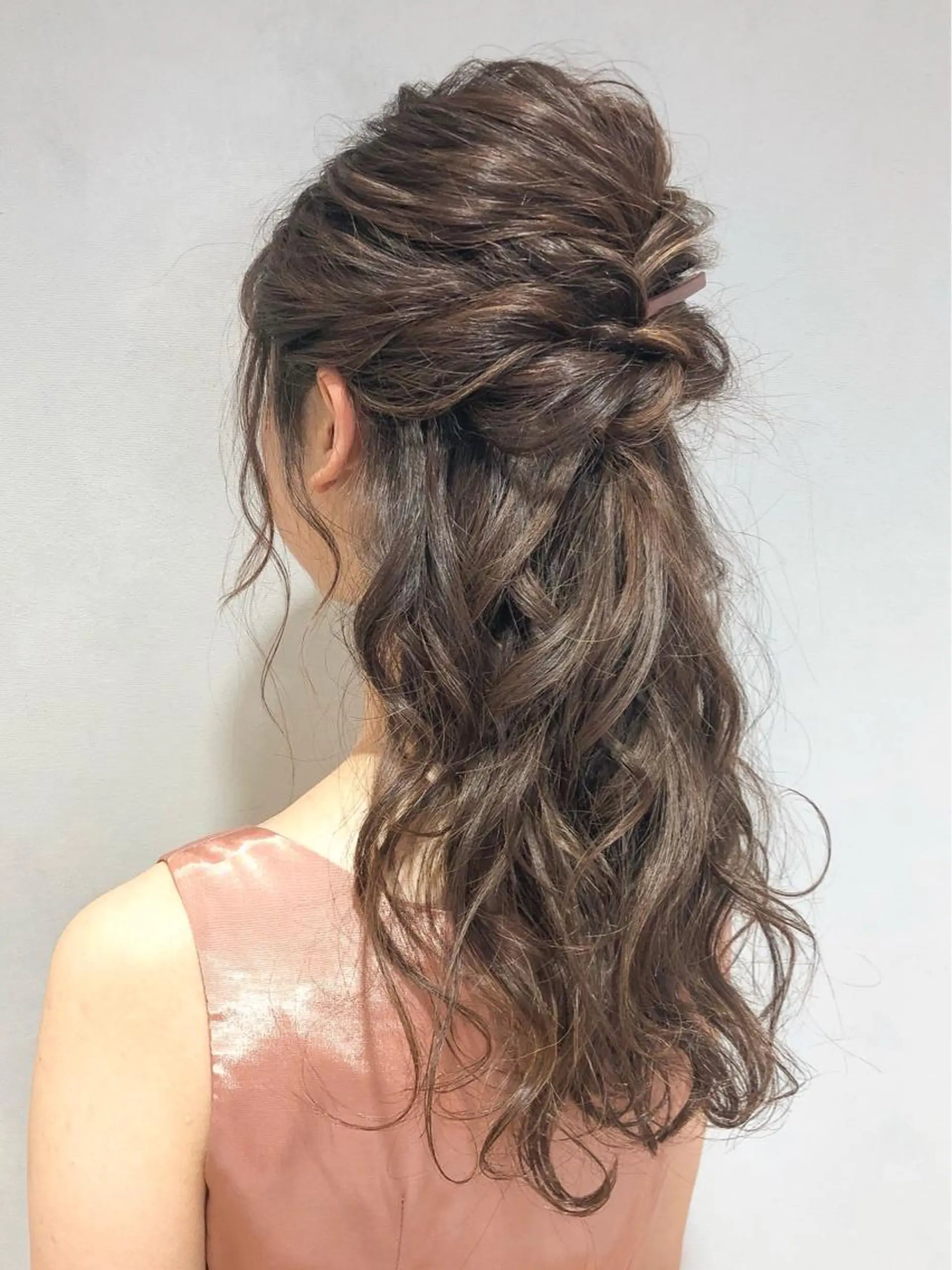 ロング ヘアアレンジ ハーフアップ ヘアセット cofy by melt所属・🍎みついじゅん🍏 ボブ指名No.1のヘアスタイル