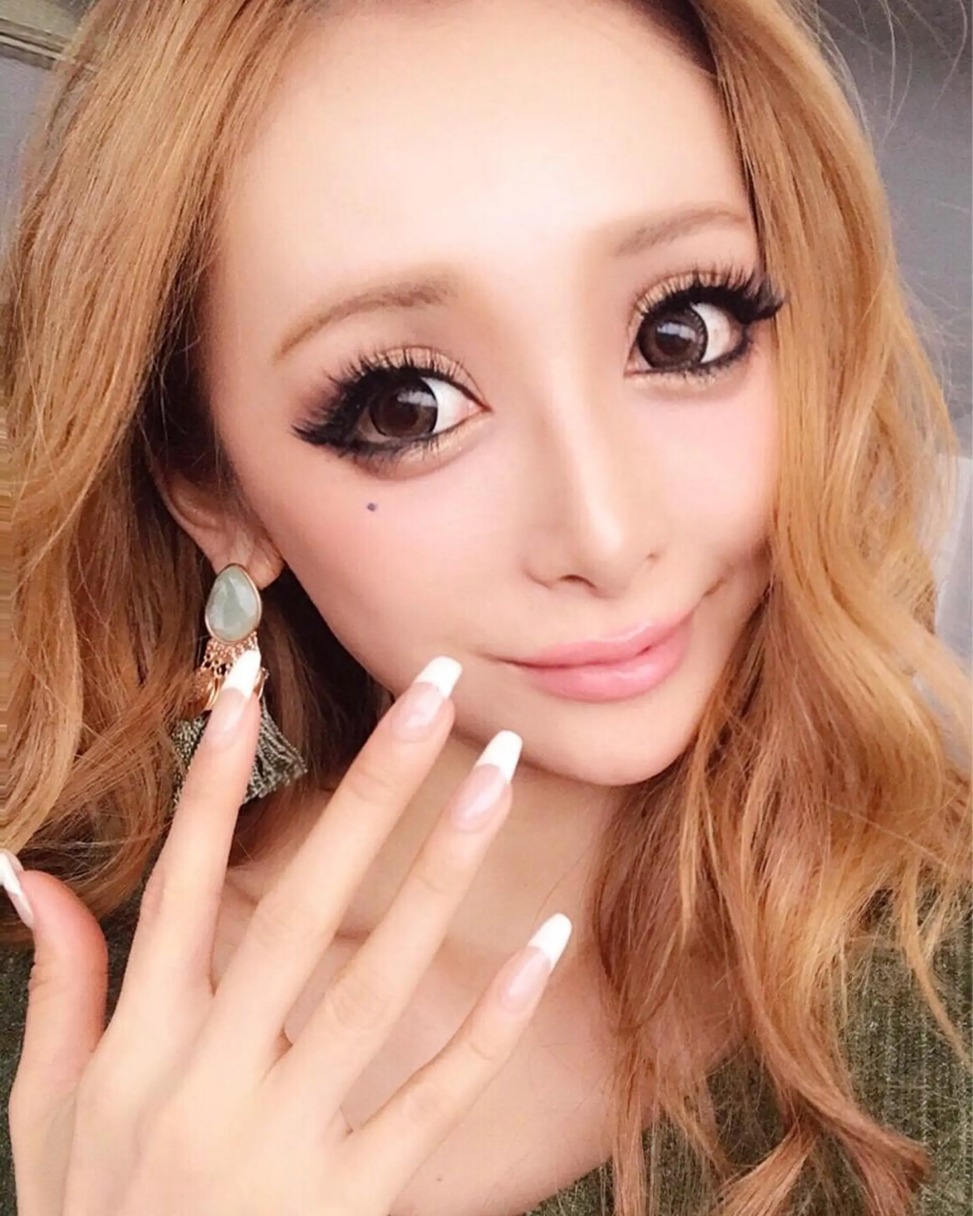 ショート カラー パーマ ヘアアレンジ メンズ キッズ ネイル マツエク・マツパ 学生(メンズ向け) グラデーションカラー 付け放題 学生 アートネイル NAILSGOGO shibuyaのネイルデザイン