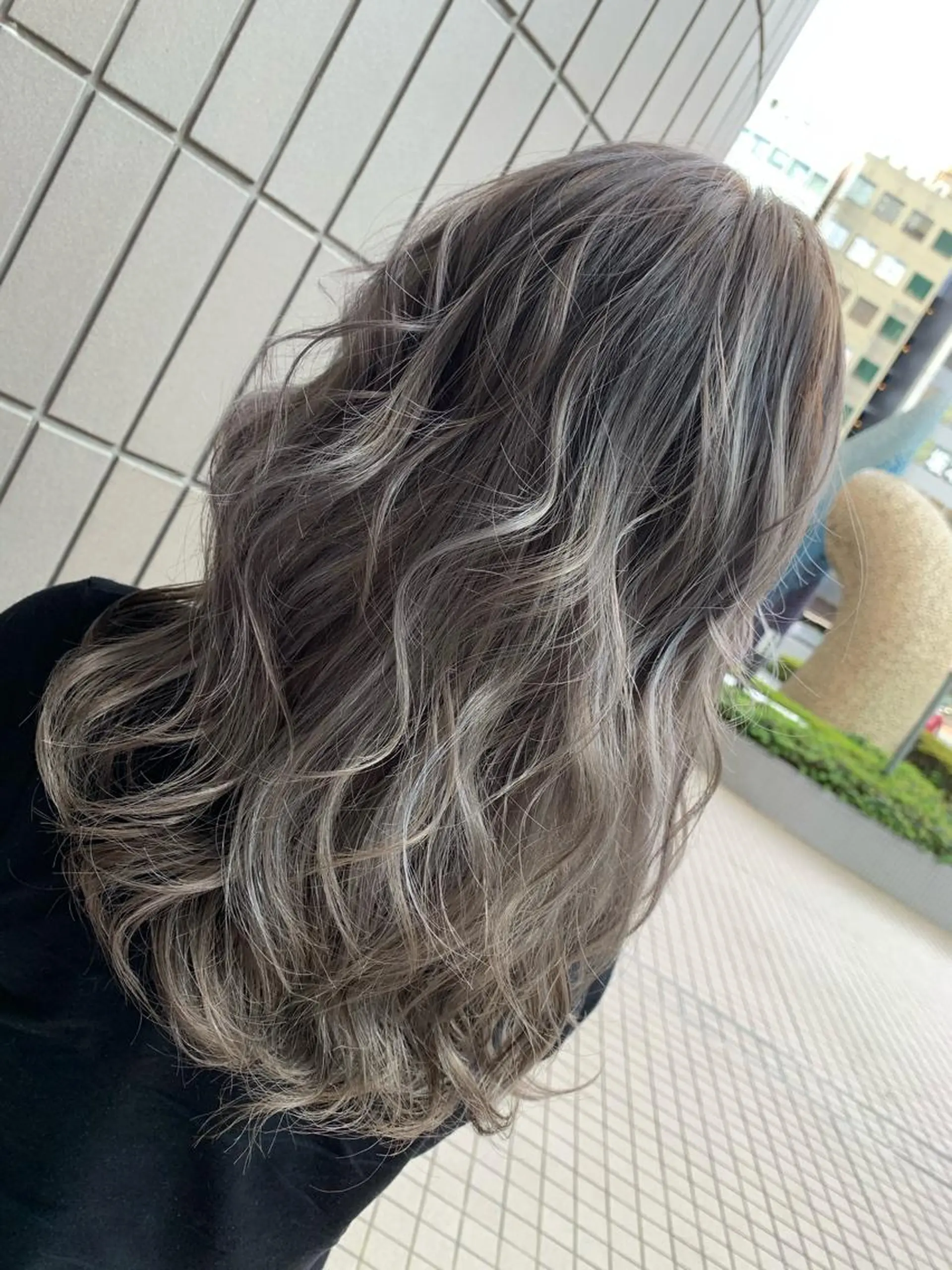 ロング カラー ヘアカラー トリートメント Zina天王寺 CHIAKIのヘアスタイル