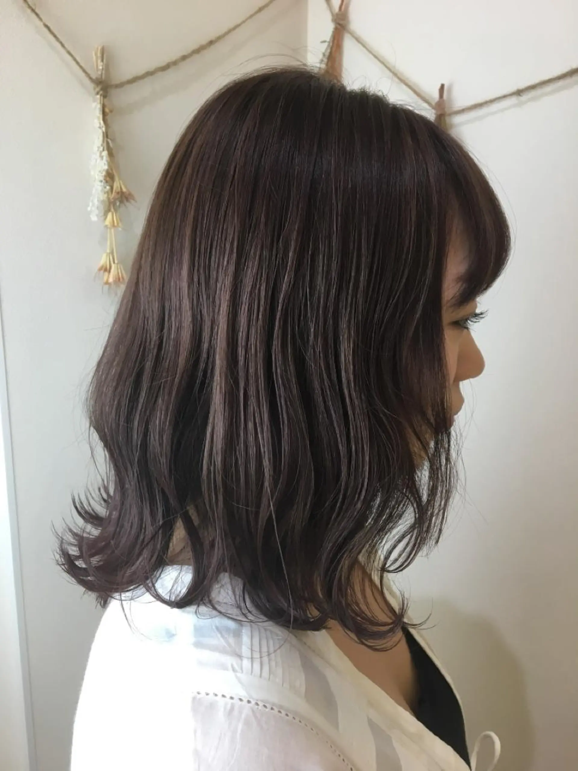 ミディアム カラー ブリーチ ブラウンカラー ラベンダーカラー ラベンダーブラウン カット ヘアカラー トリートメント ヘアケア・頭皮ケア デザインカラー/中田のヘアスタイル