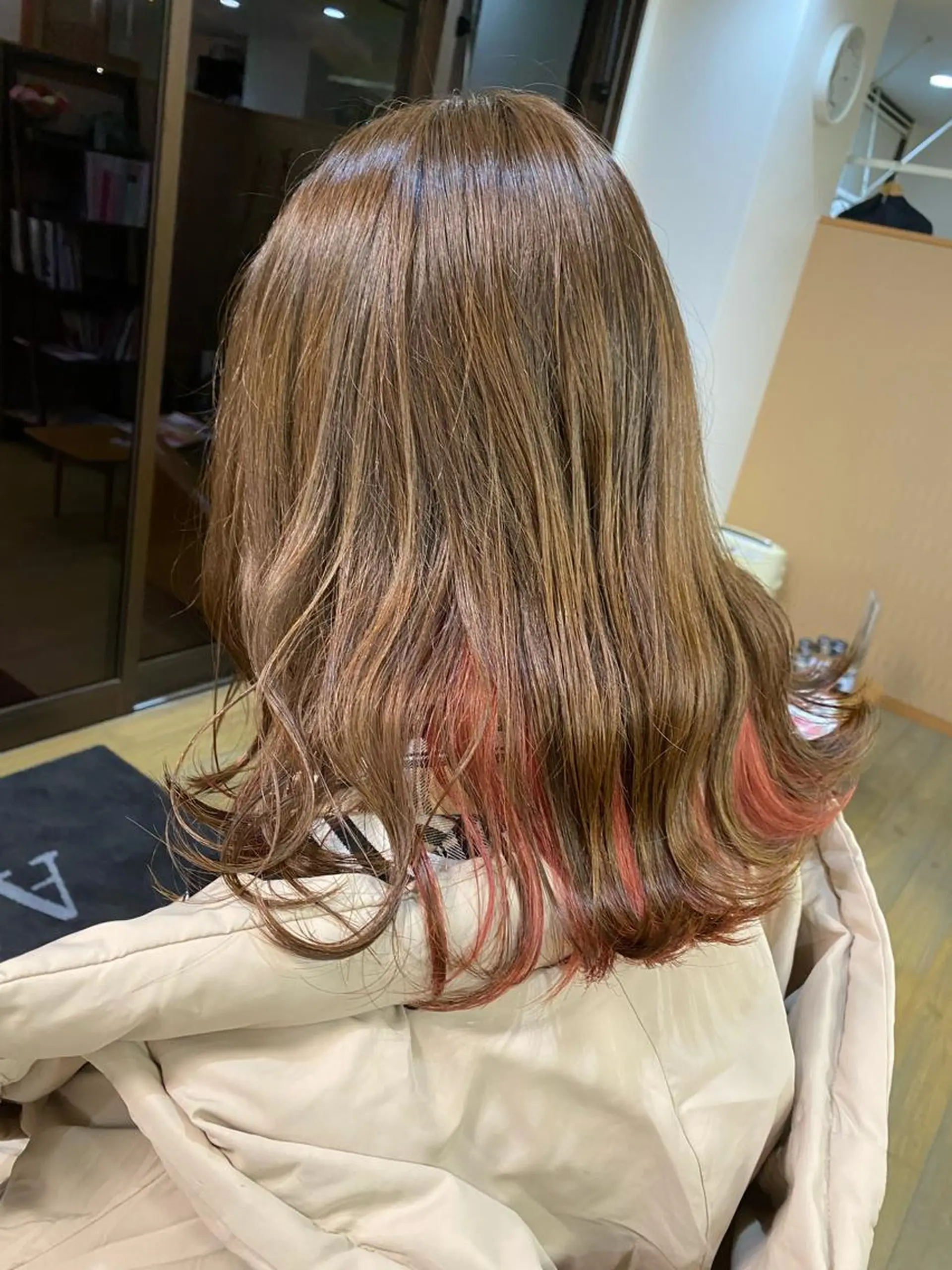 ロング カラー peg.hair所属・ブリーチカラー🫧 森　凪沙のヘアスタイル