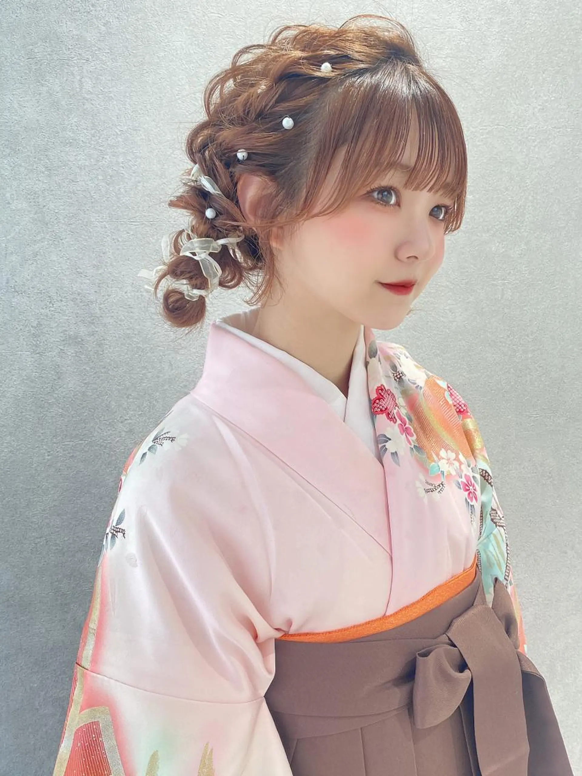 ミディアム ヘアアレンジ 卒業式のヘアスタイル 🫧ブリーチなし 透明感カラーゆん🫧のヘアスタイル