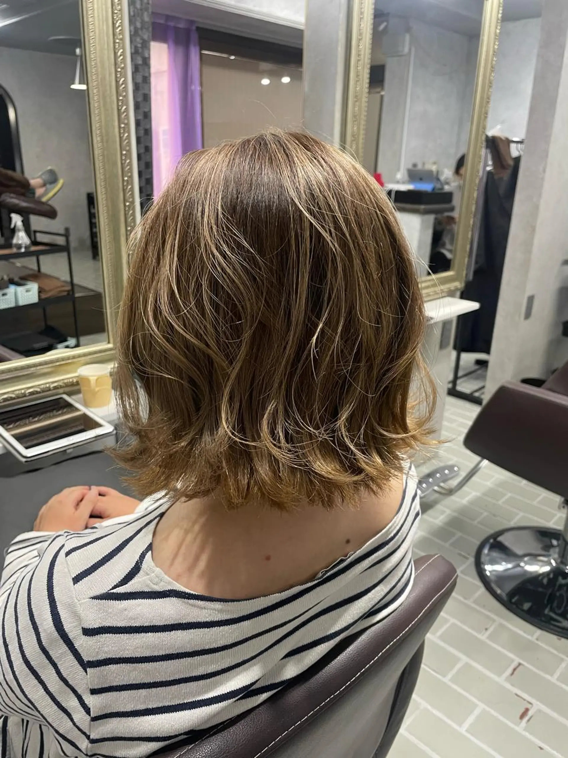 ミディアム カット ヘアカラー 髪質改善ayame 横山諒のヘアスタイル