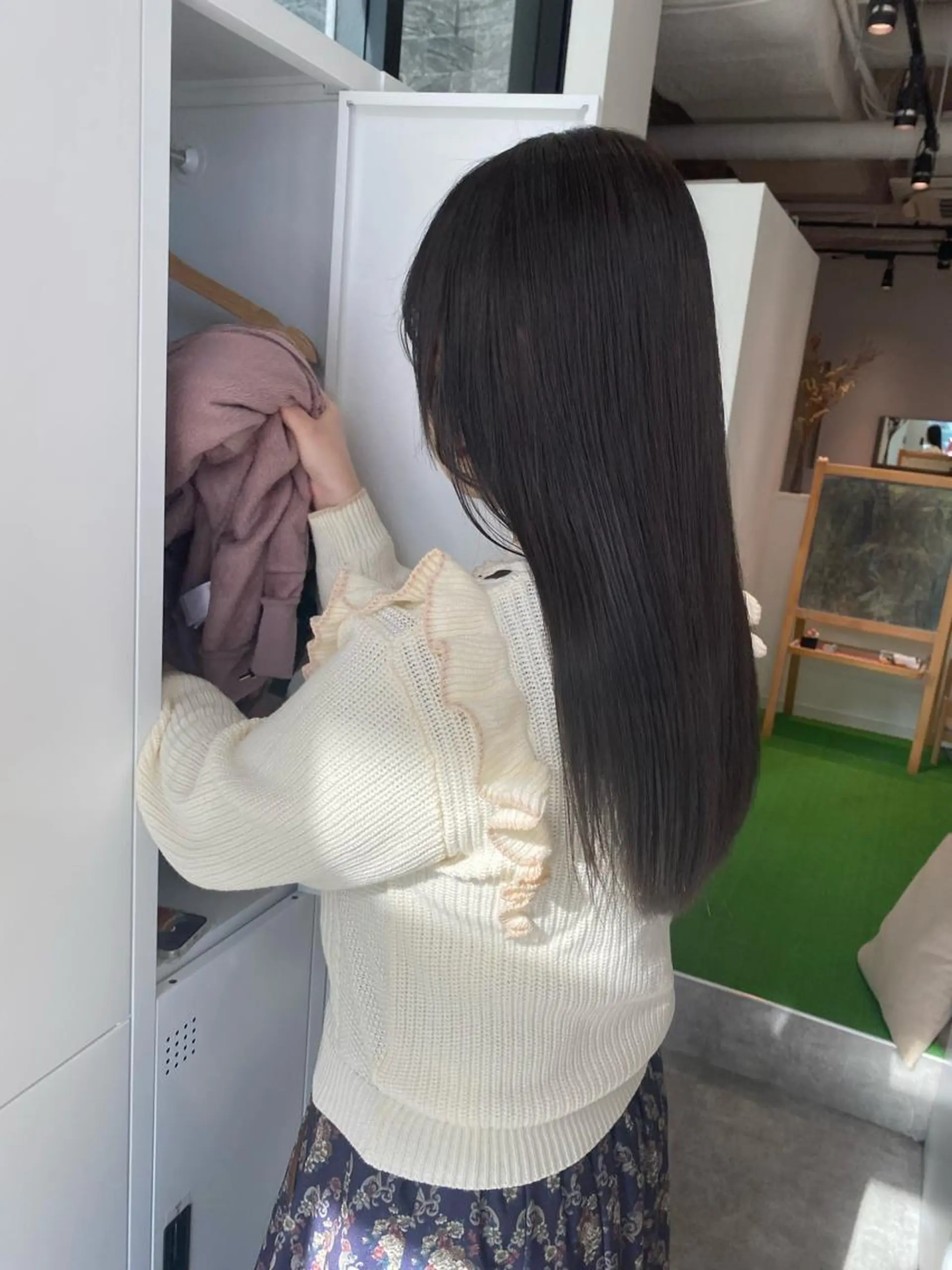 ロング カラー グレージュ カット ヘアカラー トリートメント オスズ 🎀´-のヘアスタイル