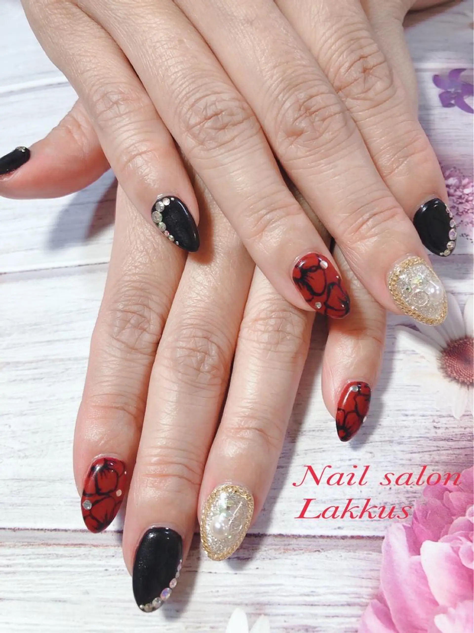 ネイル Lakkus T－CHIのネイルデザイン