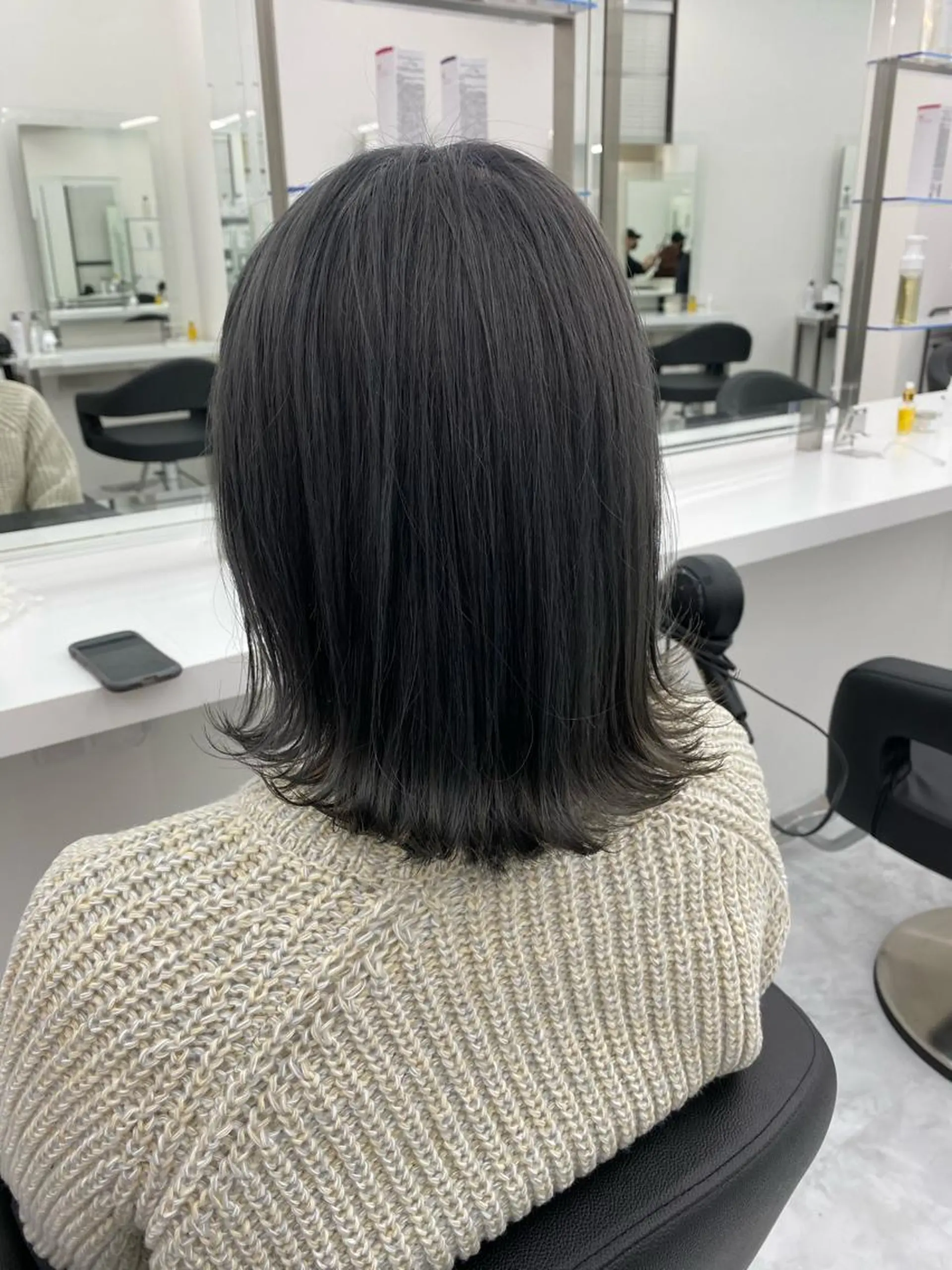 ミディアム カラー ケアブリーチ 韓国レイヤーKYONのヘアスタイル