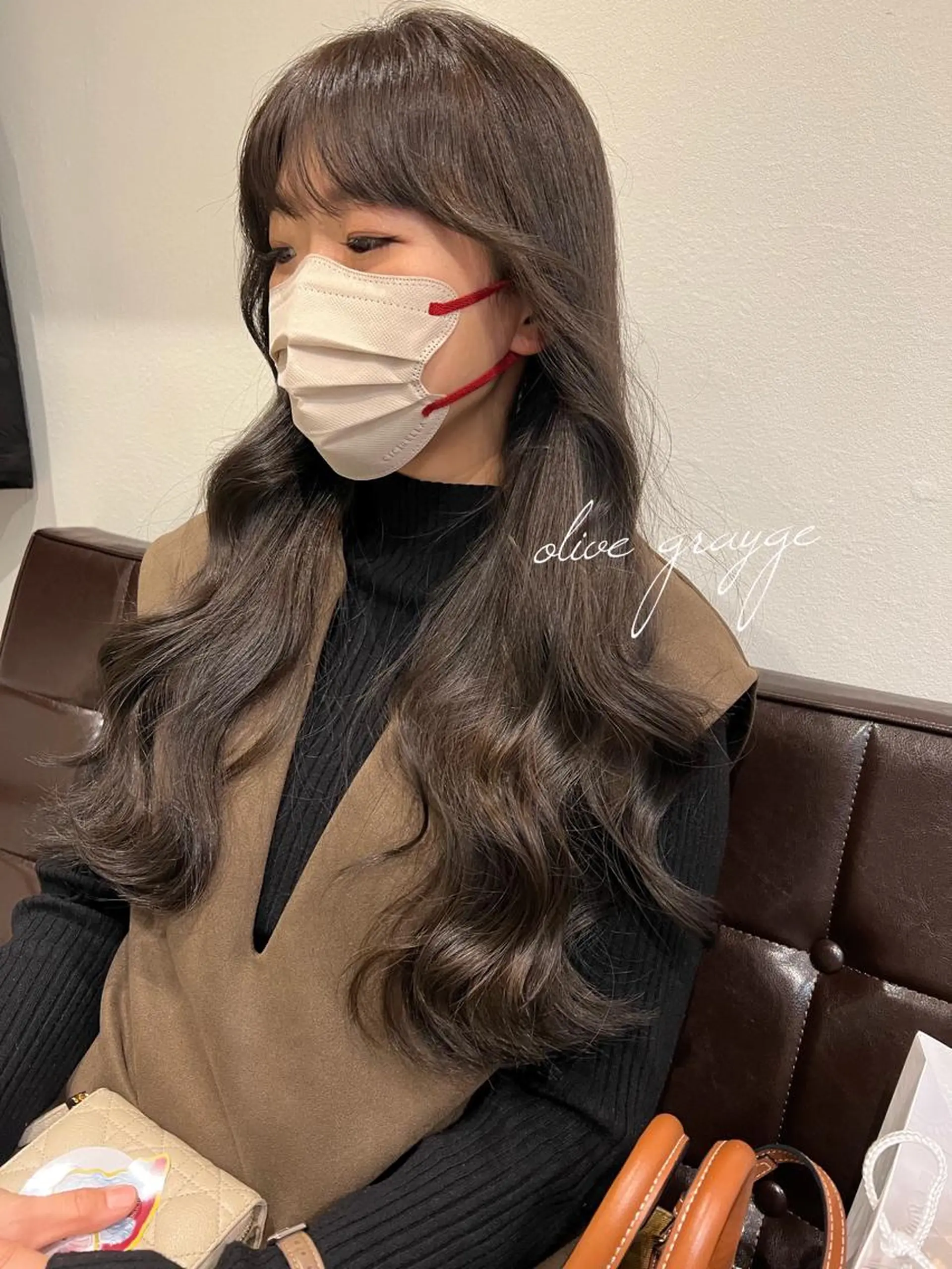 ロング カラー ブリーチ 透明感カラー グレージュ ブリーチなしカラー オリーブグレージュ カット ヘアカラー トリートメント facce所属・カラーパティシエ facce🌼ikoのヘアスタイル