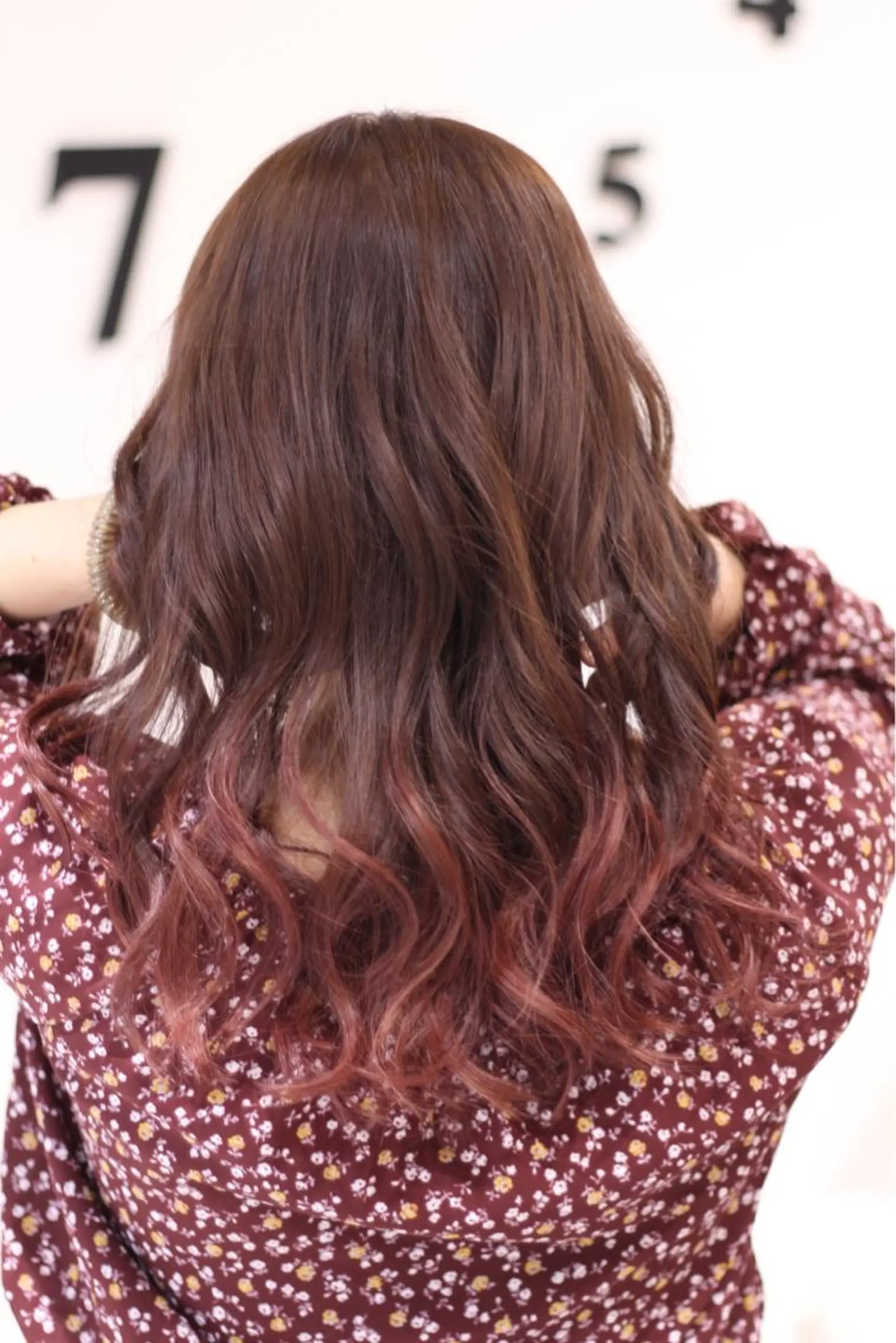 ロング カラー ヘアカラー トリートメント 松吉 純平のヘアスタイル