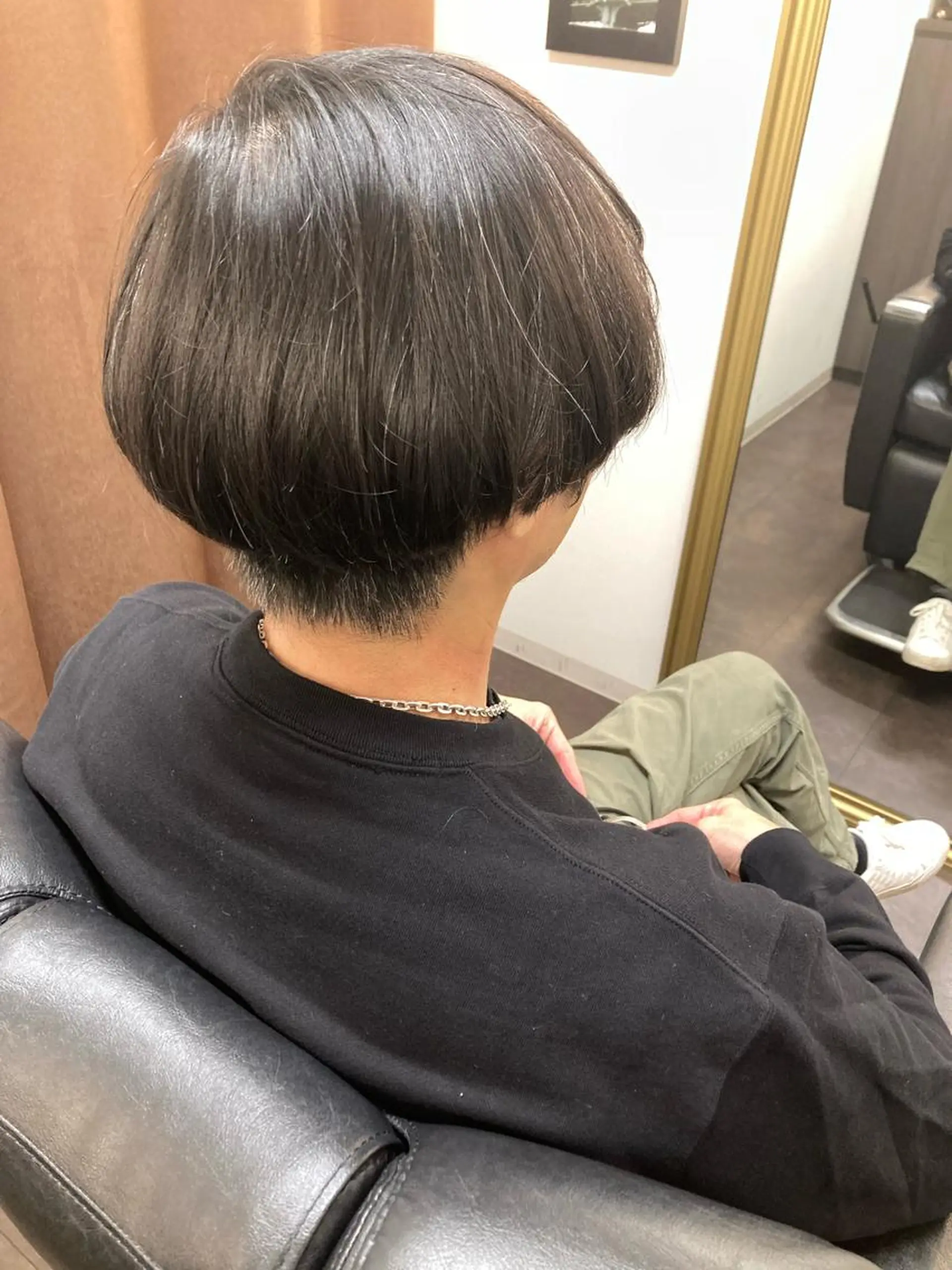 ミディアム メンズ LAVIE the BARBER所属・徒歩5分ビジネスマン カット👦🏻うしだのヘアスタイル