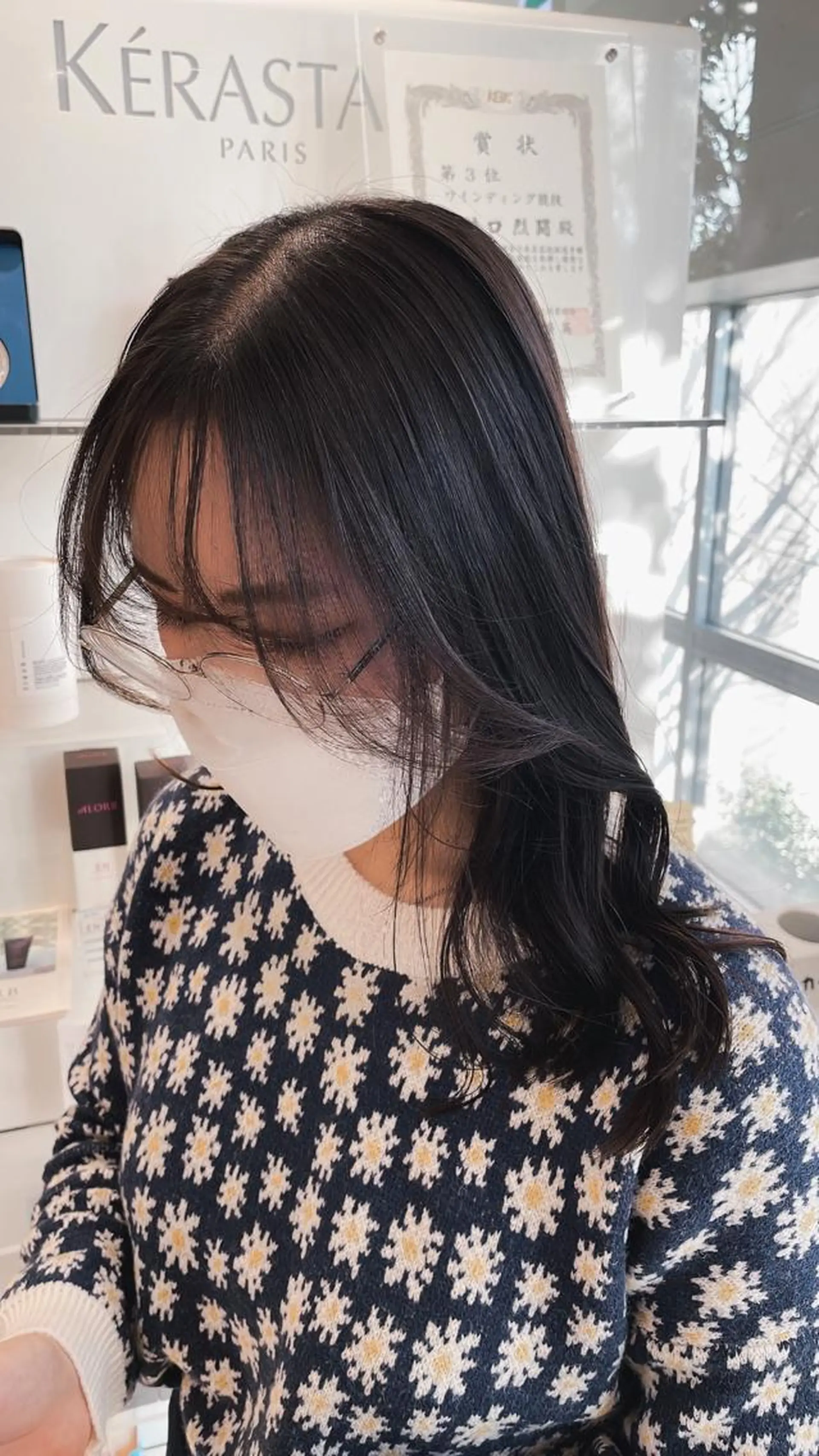 セミロング カラー ご新規様限定クーポン あります　桂口　烈闘のヘアスタイル