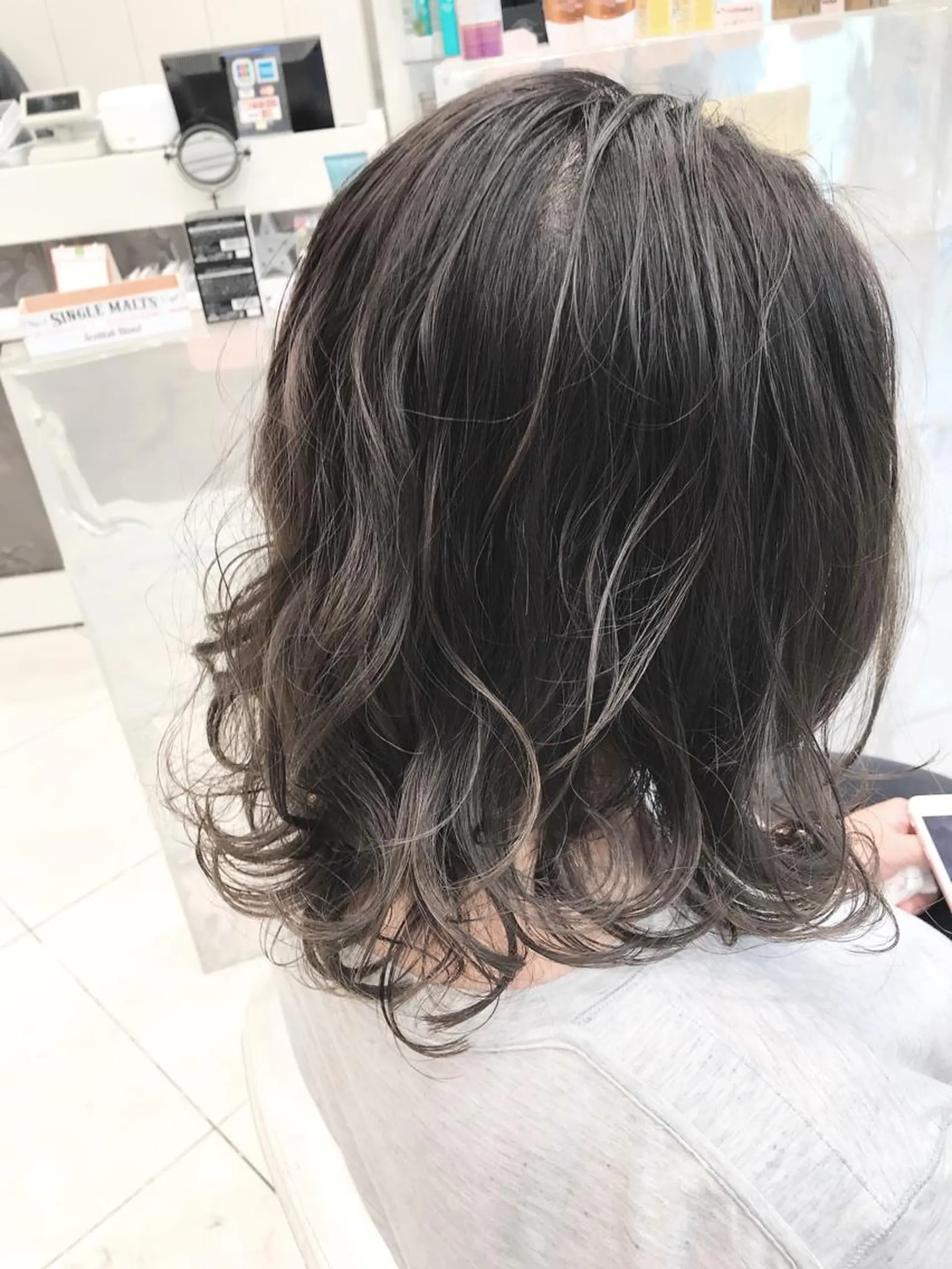 ミディアム カラー ヘアカラー トリートメント 田中 慎也のヘアスタイル