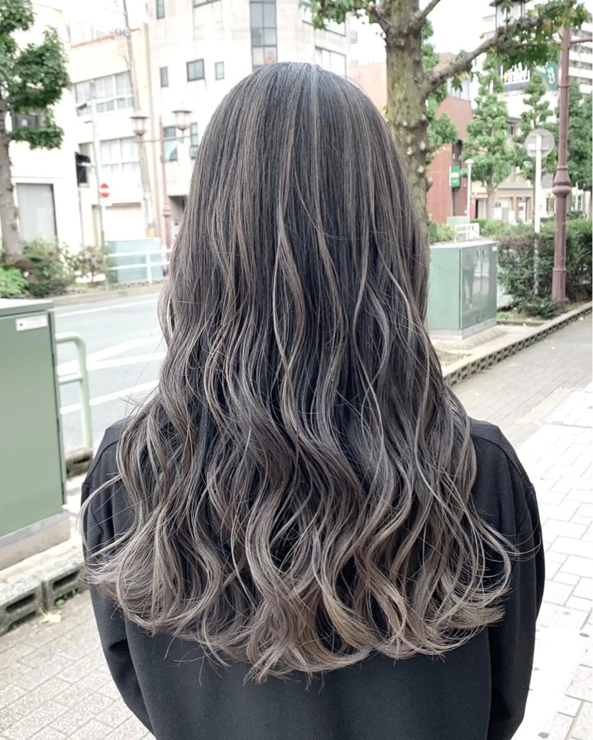 ロング ヘアカラー トリートメント waku 豊橋下地店所属・waku 下地店/藤沢店のヘアスタイル