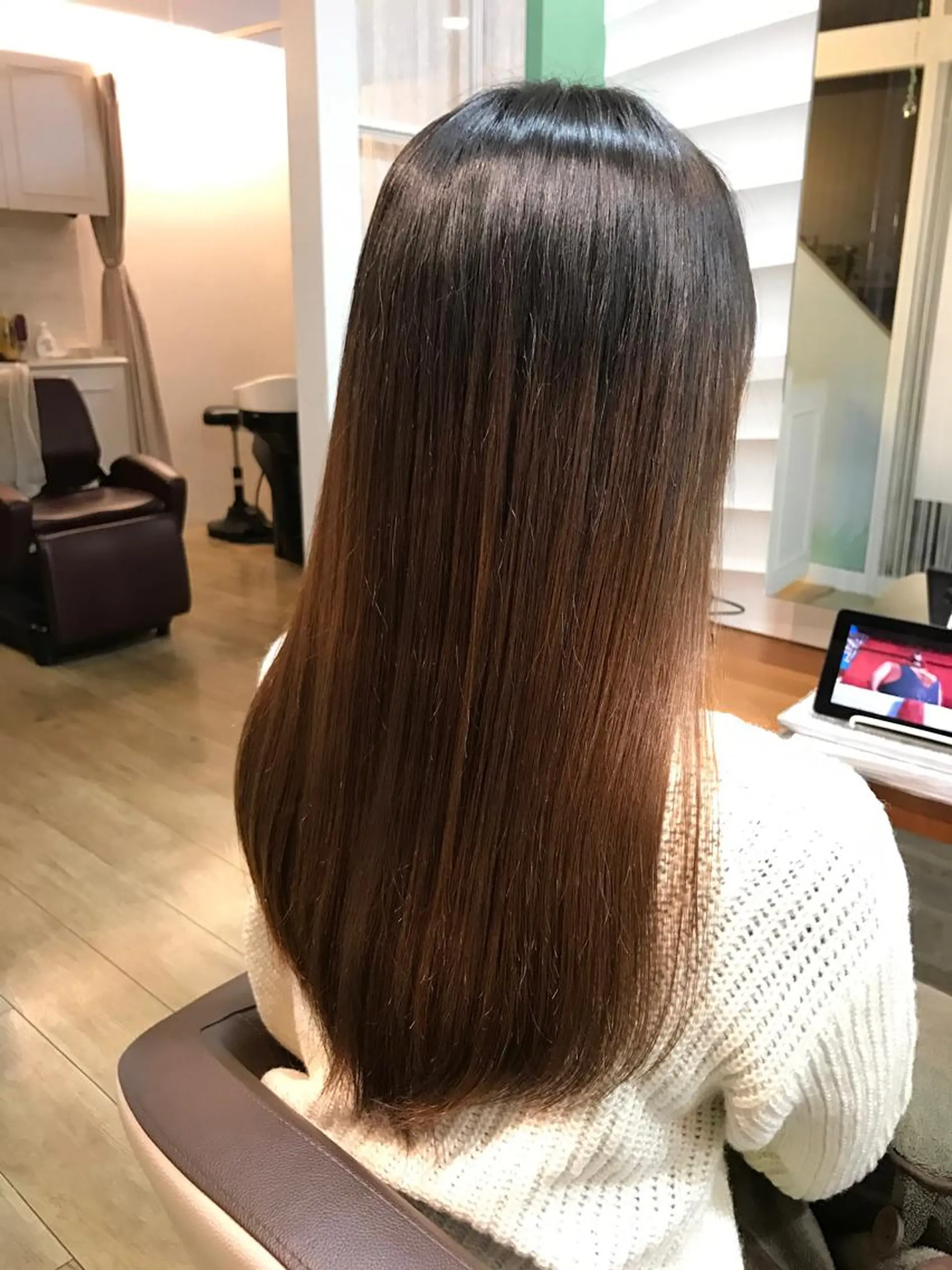カット 縮毛矯正 川村 綾のヘアスタイル