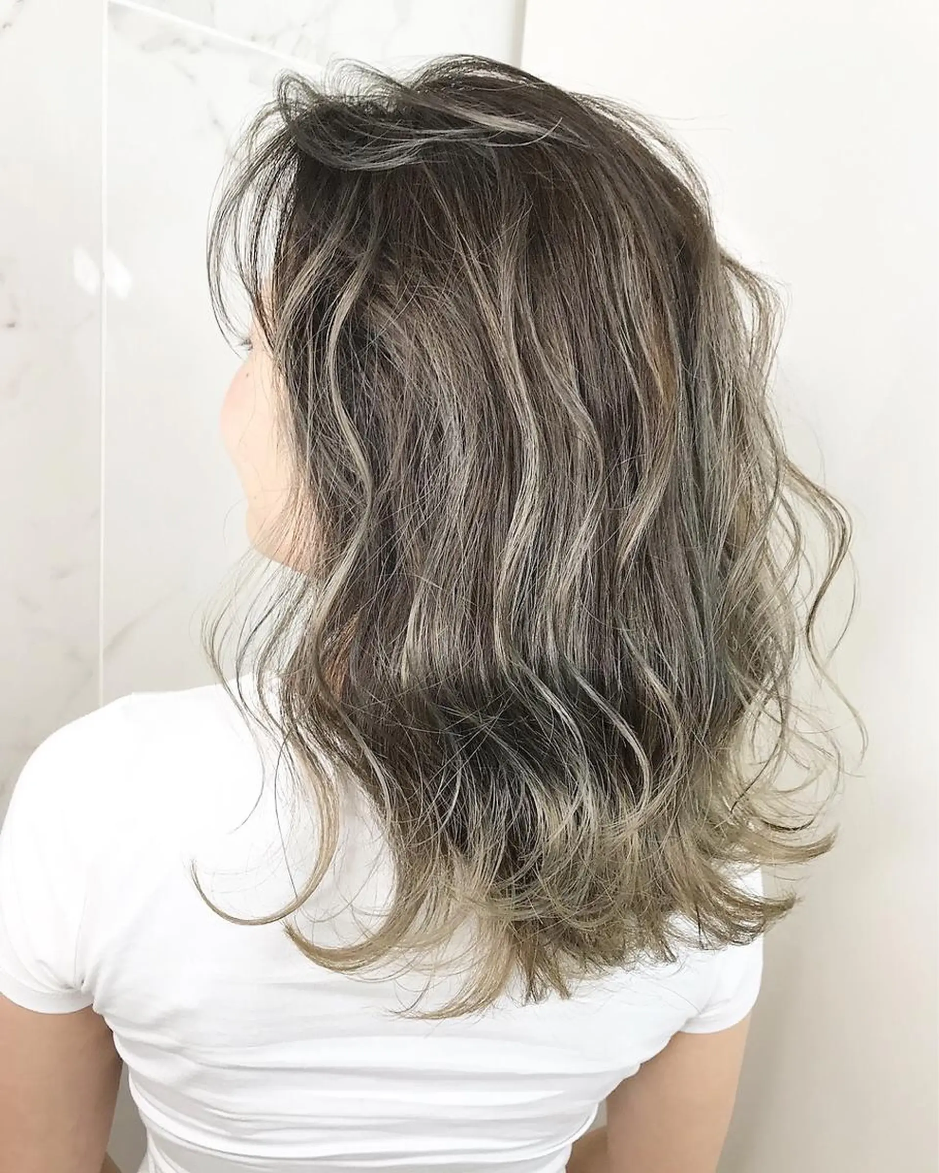 ロング カラー 髪質改善IENA店長 小泉拓のヘアスタイル