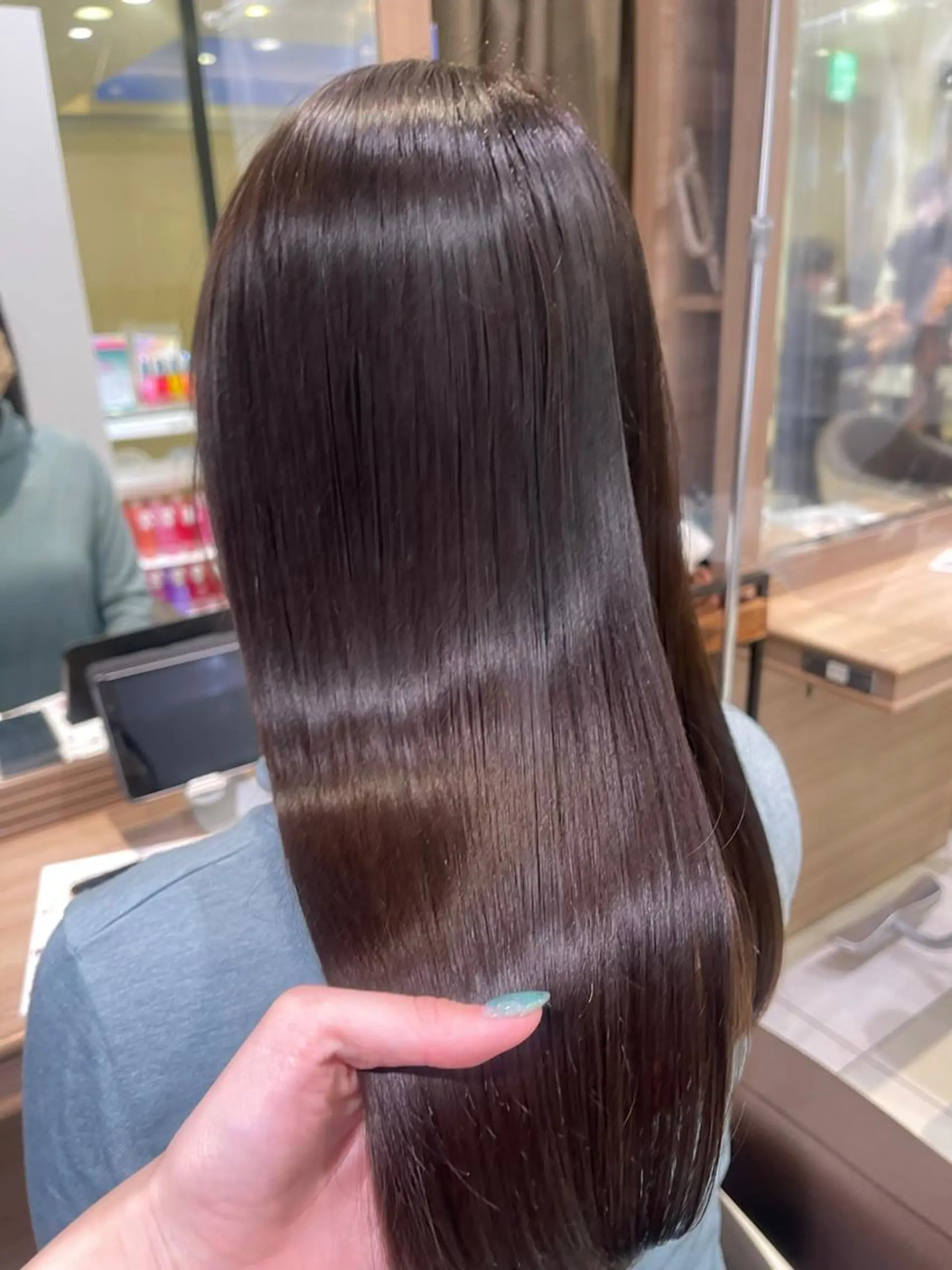 ミディアム カラー ヘアカラー トリートメント ヘアセット Color🩵 みゆう/インナーのヘアスタイル
