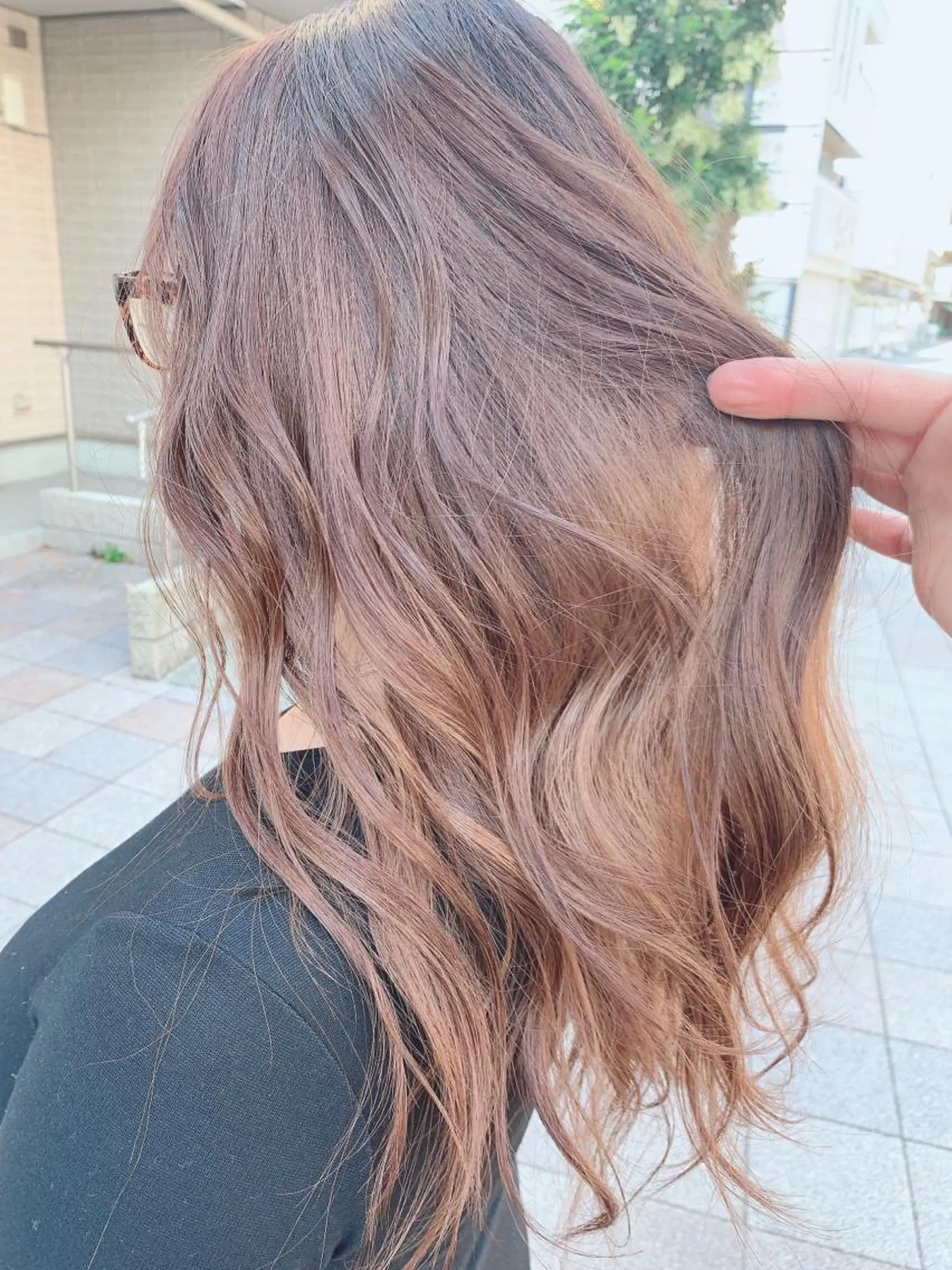 ロング カラー Pentas所属・〜貴女の人生に寄り添 う〜オダ　ジュンペイのヘアスタイル