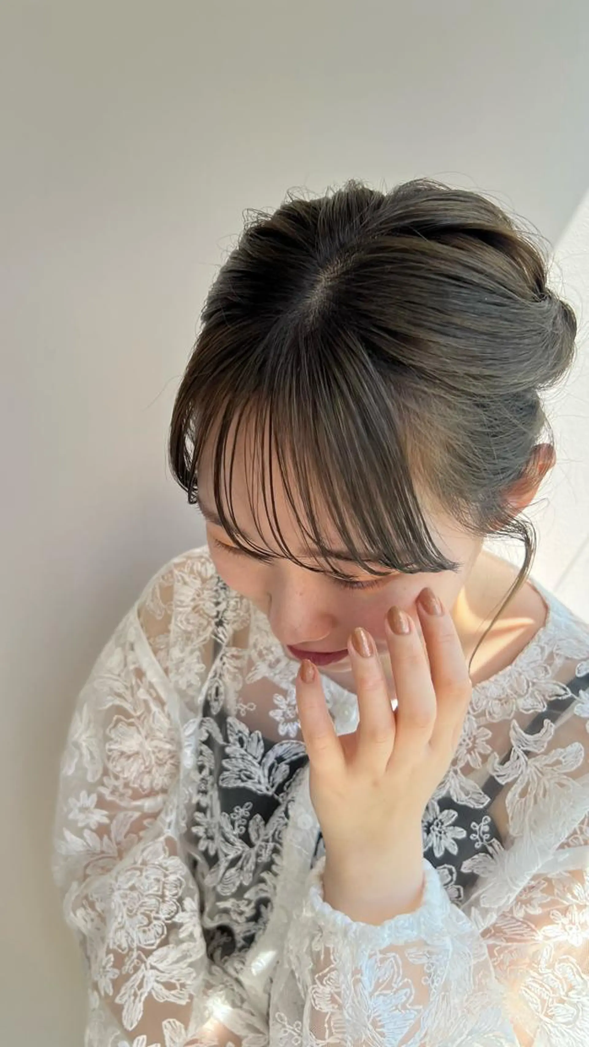 カラー オリーブカラー era所属・azumi/ボブ/暖 色/オリーブ/縮毛のヘアスタイル