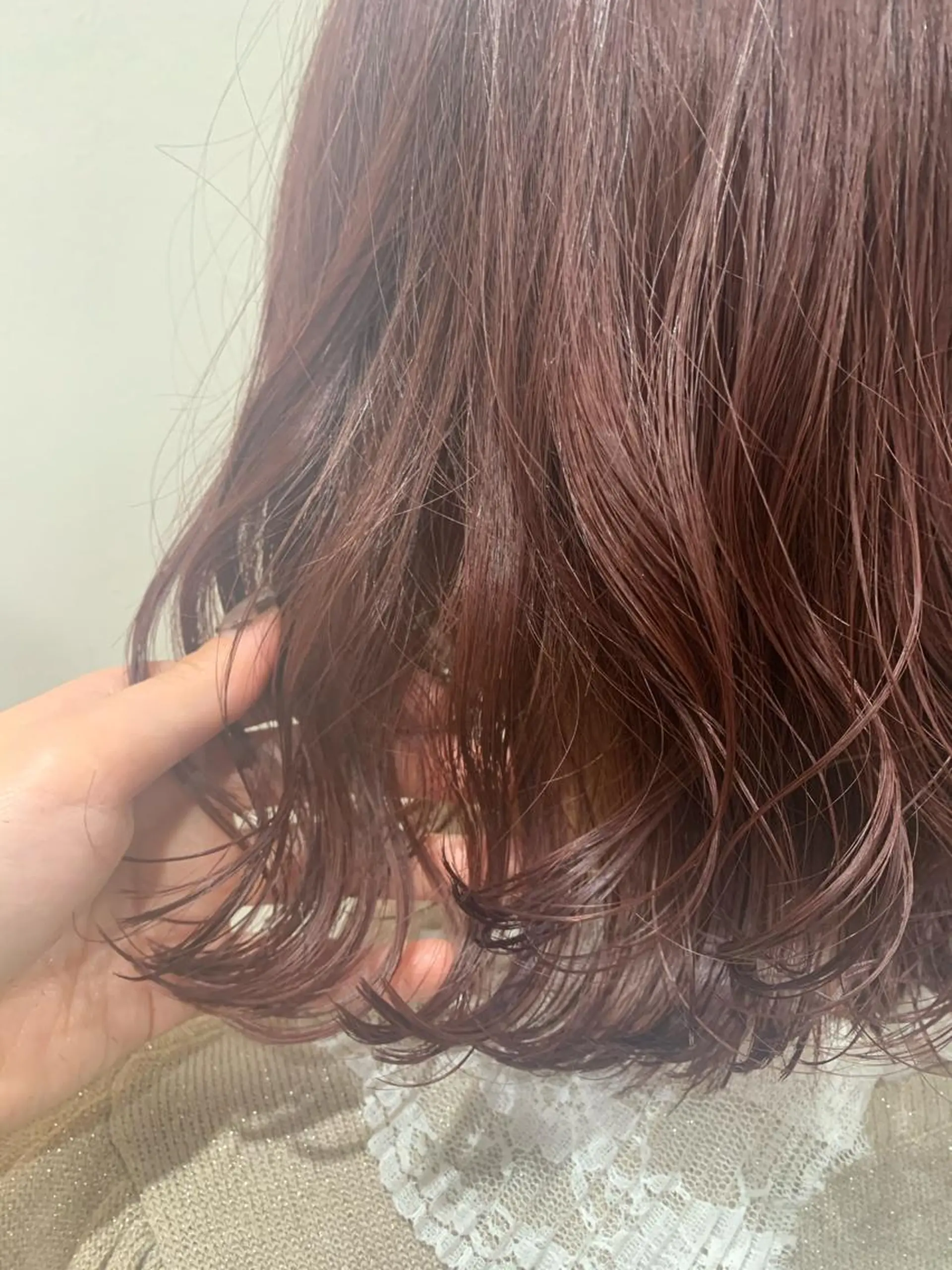 ミディアム カラー ハイトーン/レイヤー 💜Akaneのヘアスタイル